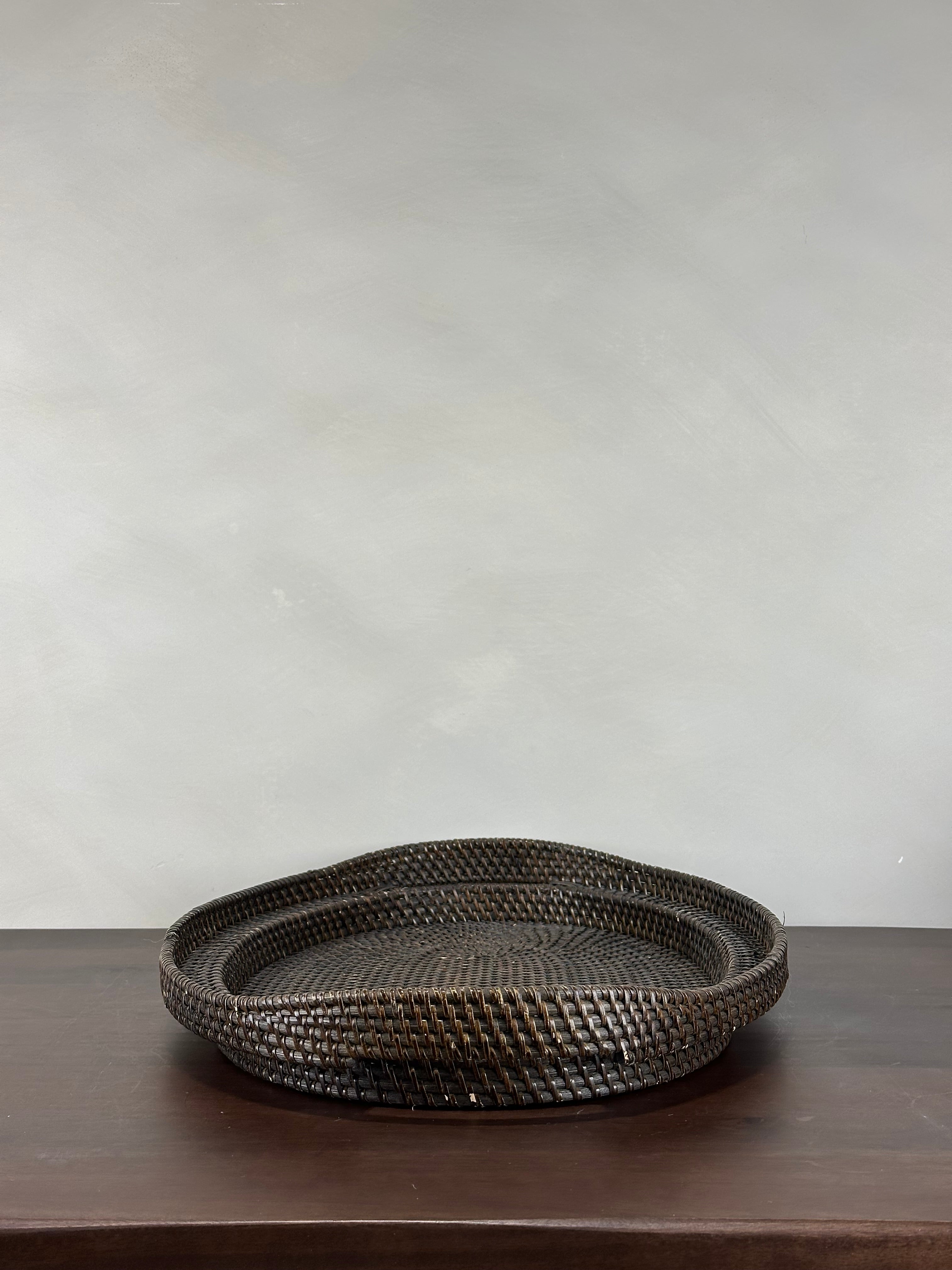 WICKER TRAY