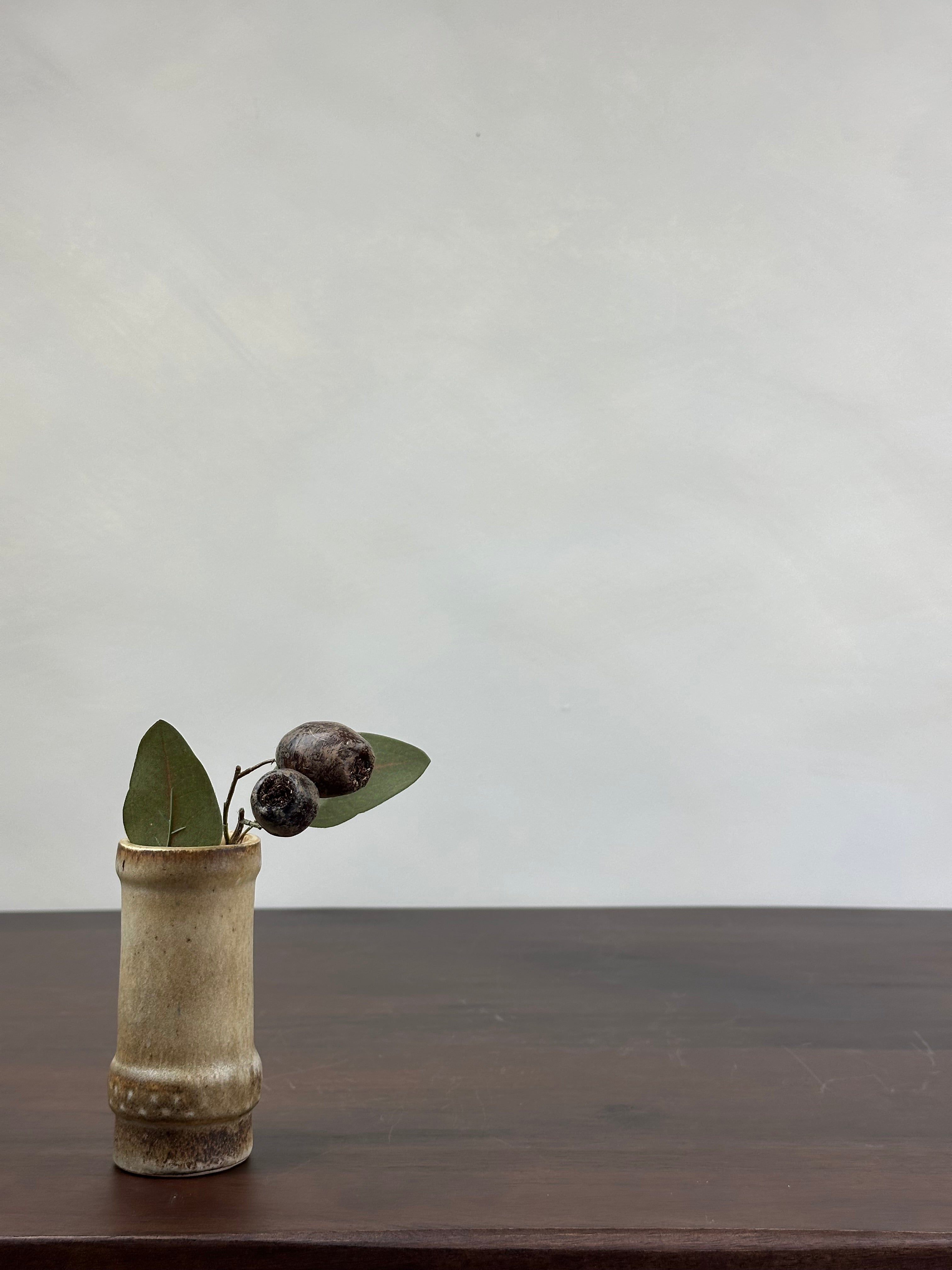 MINI HANDMADE VASE