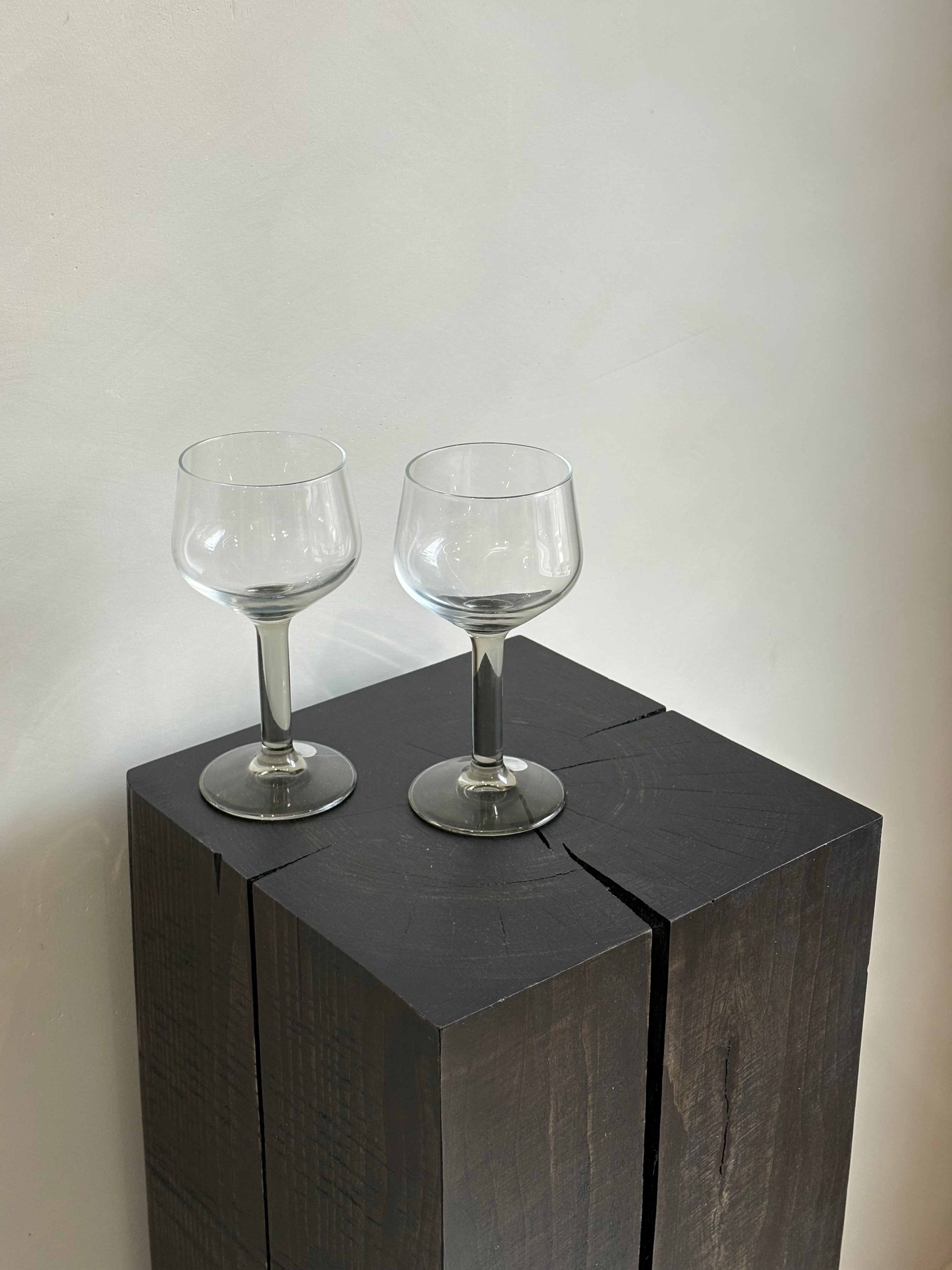CLASSIC WINE GLASS