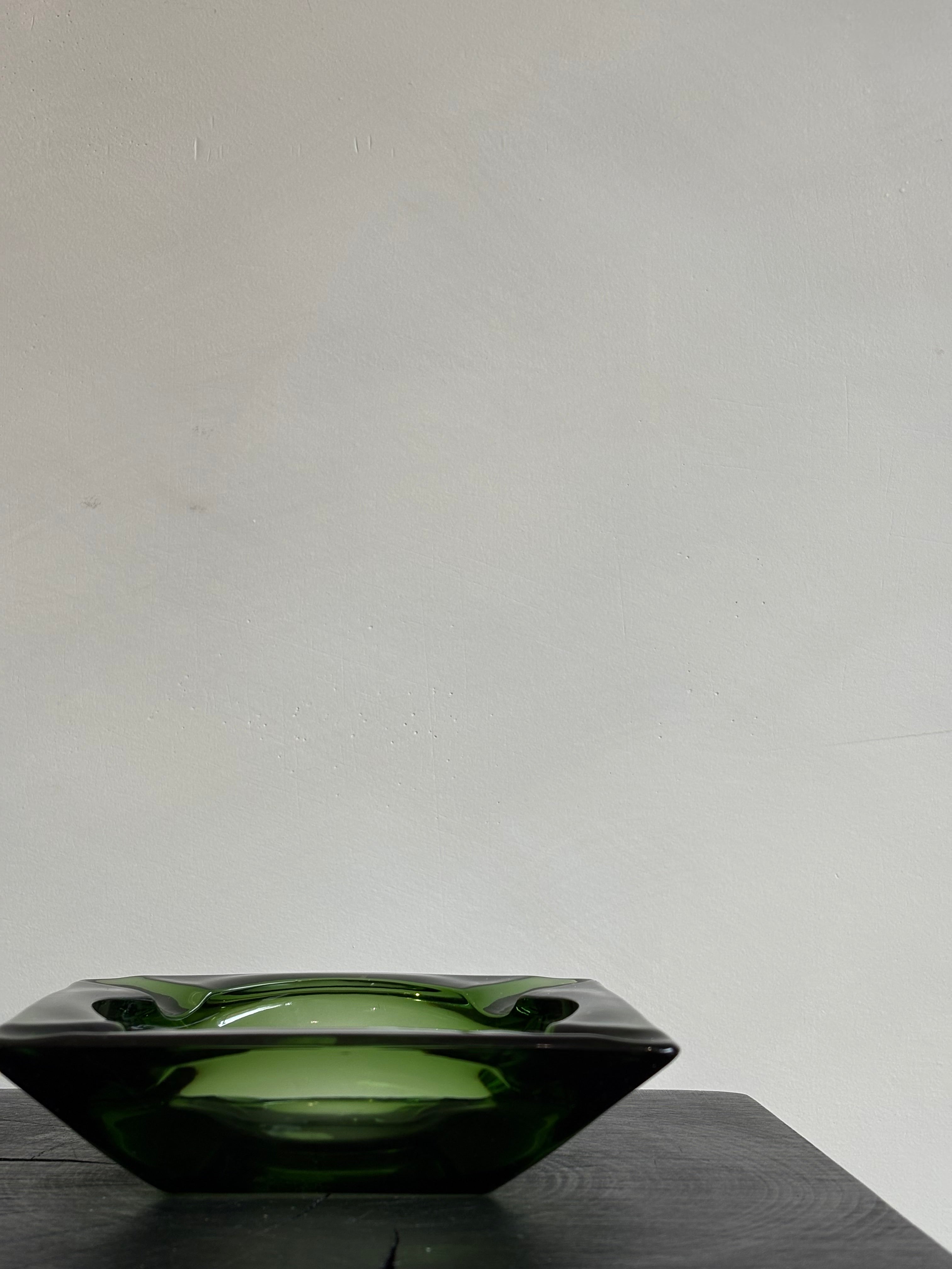 GREEN ASH TRAY