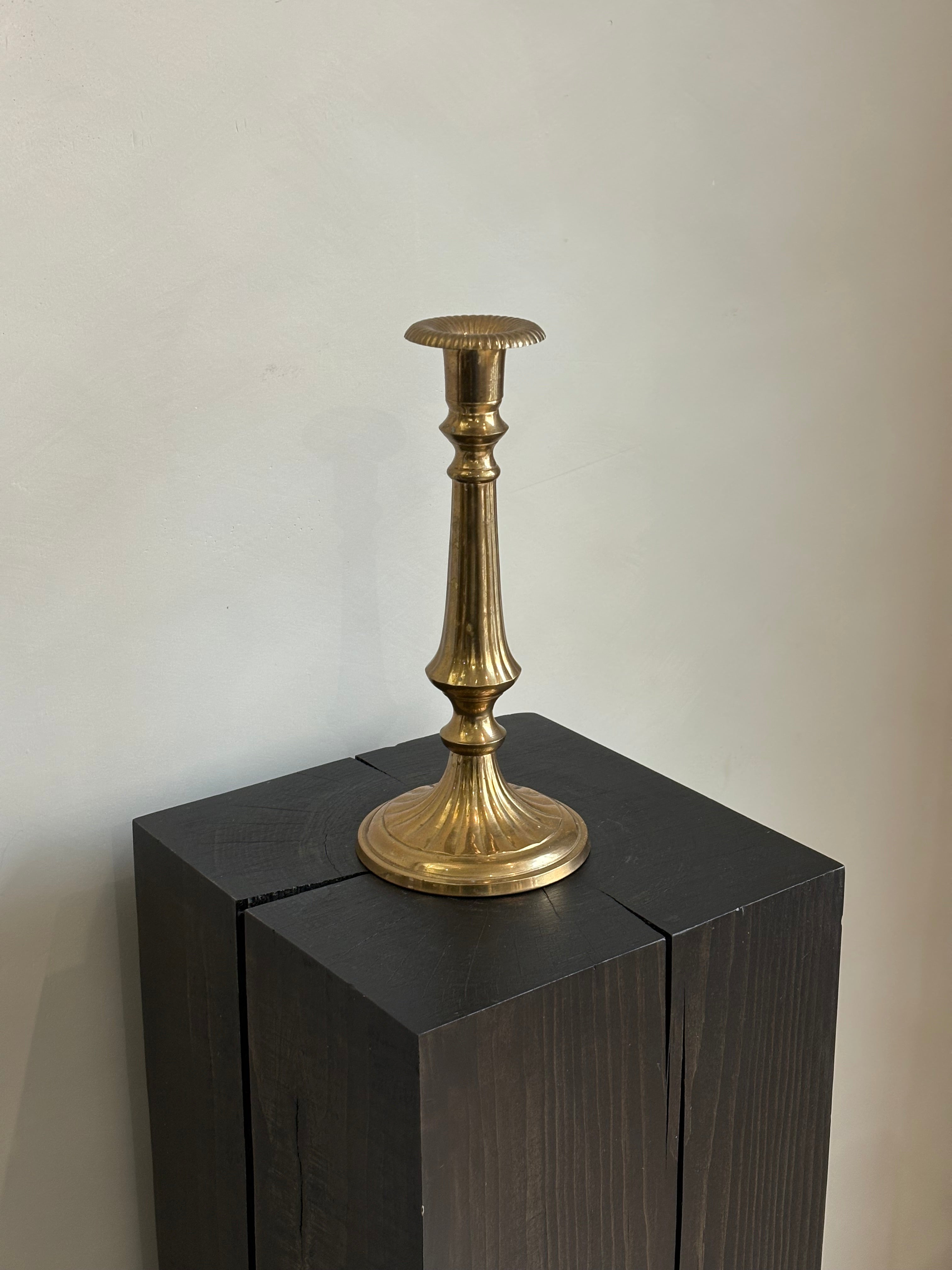 CLASSIC BRASS CANDLE STICK