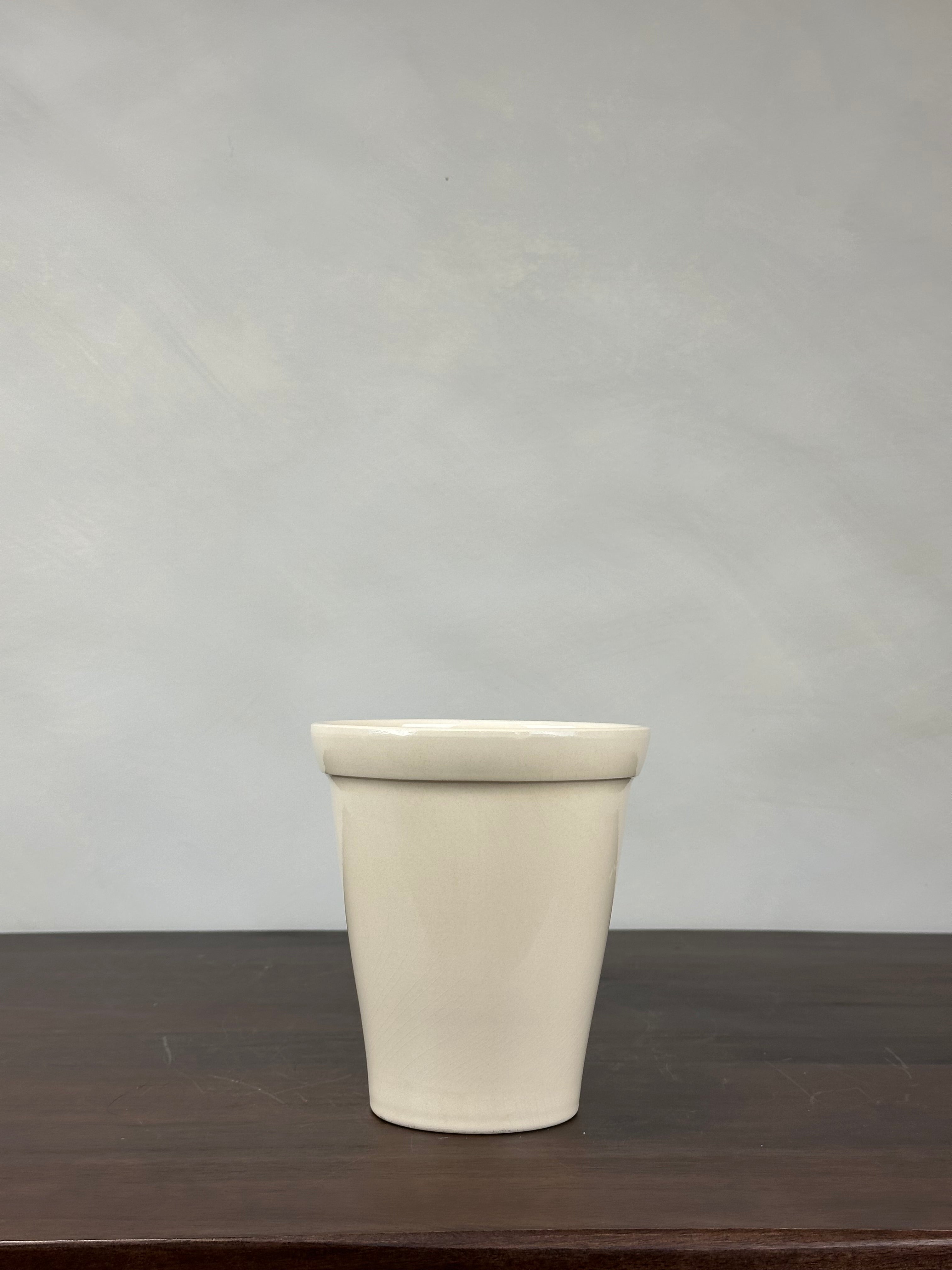 BEIGE POT