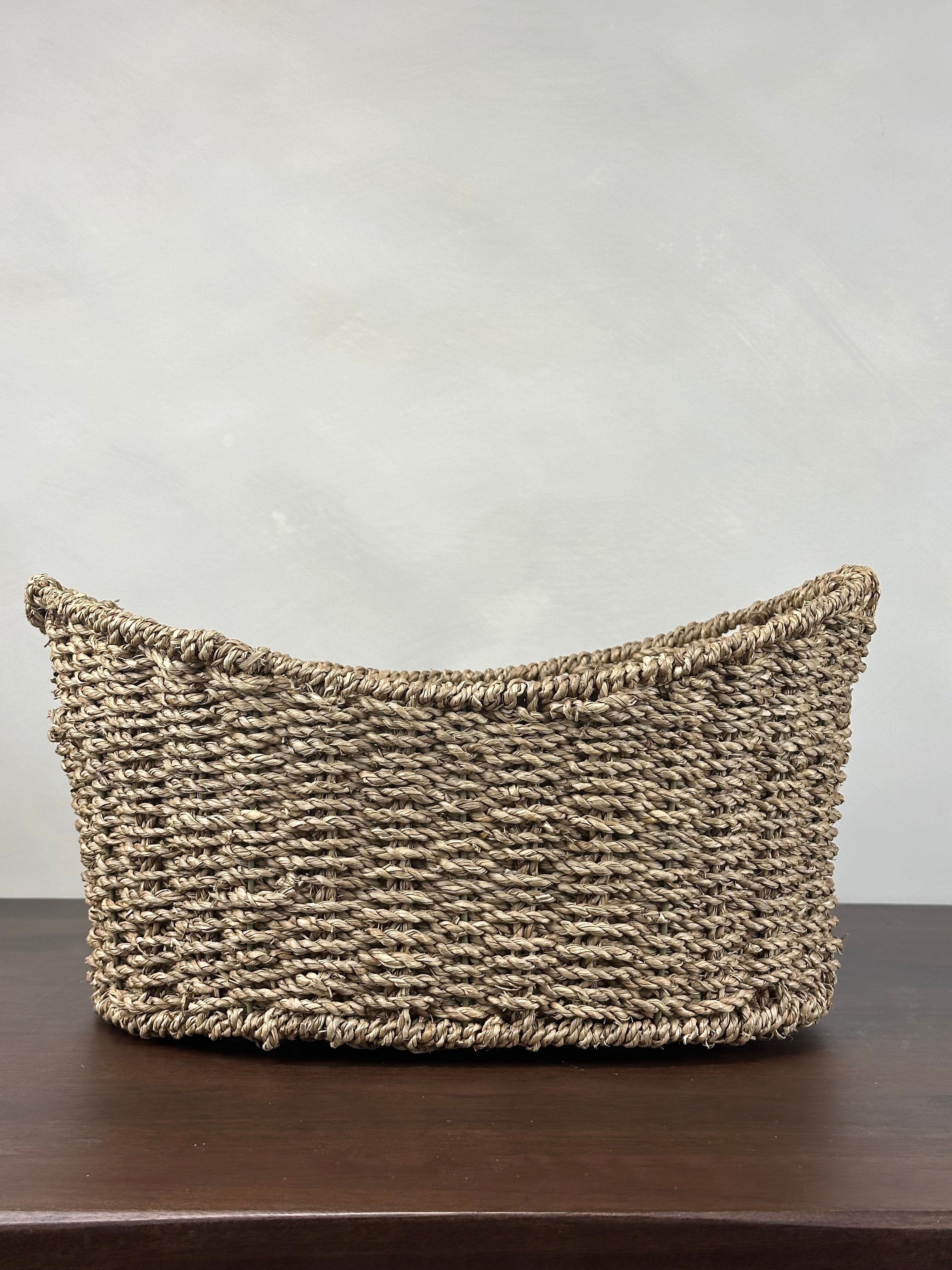 LARGE OVAL BASKET