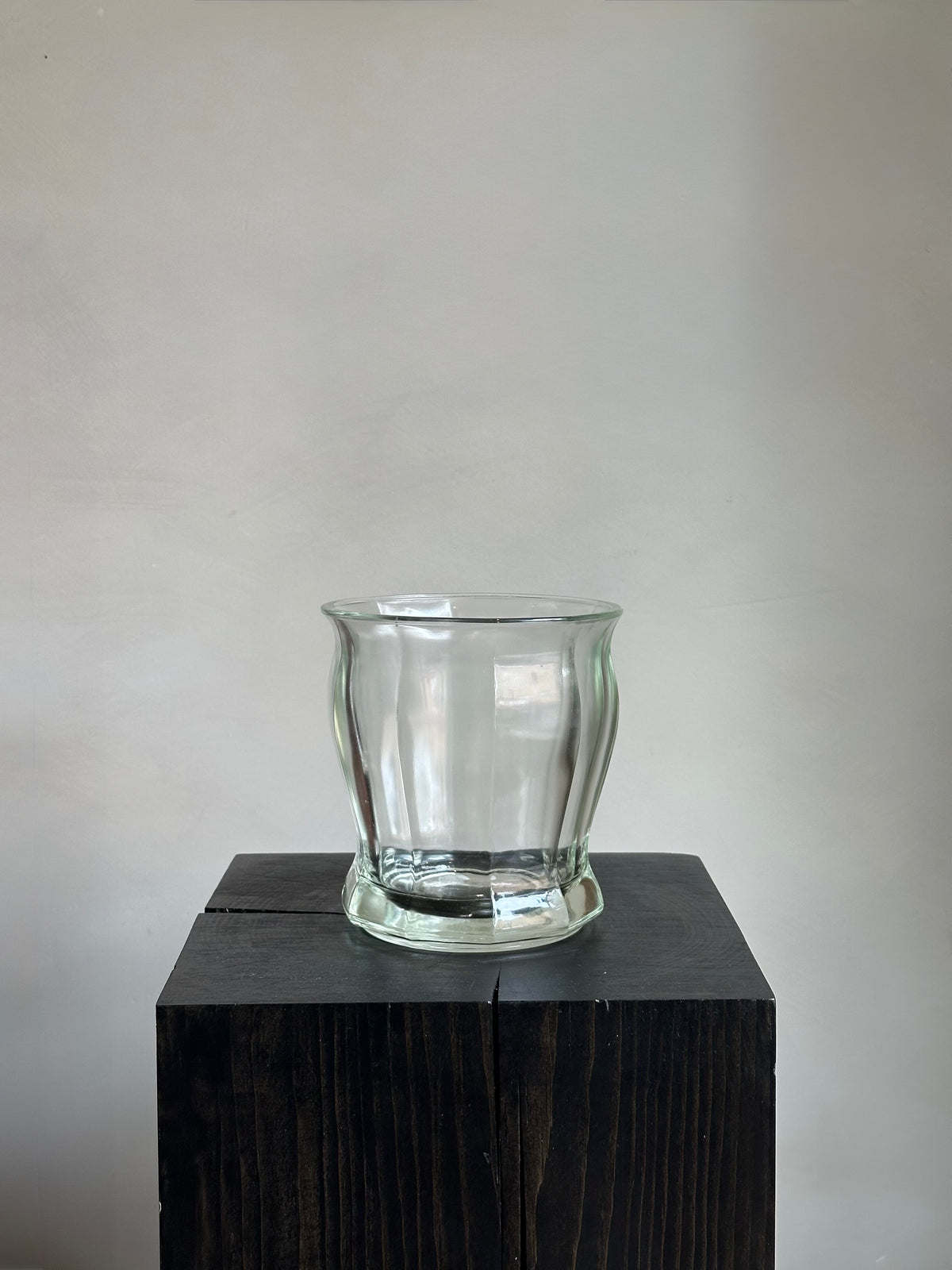 CLASSIC GLASS VASE