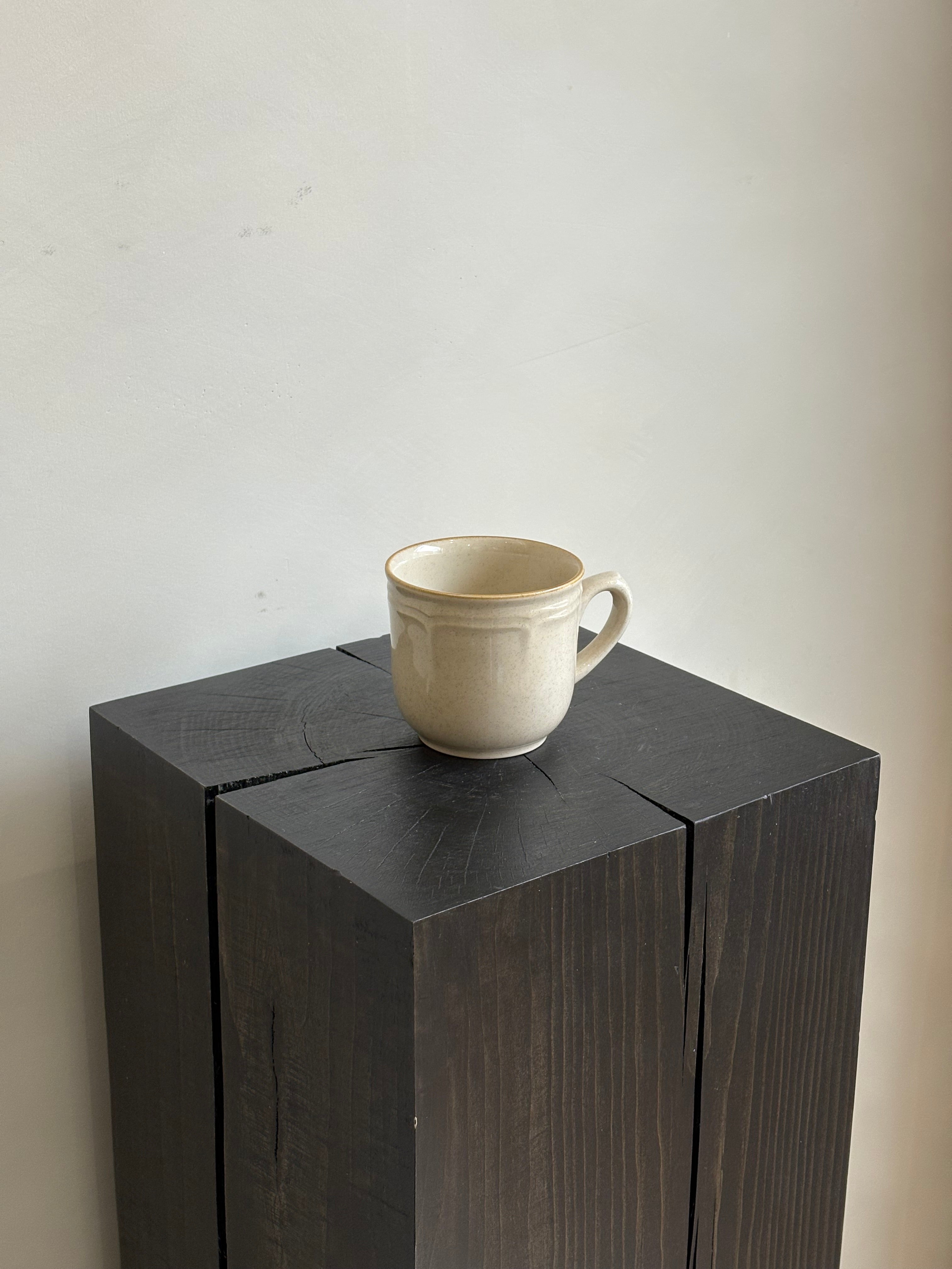 BROWN CLASSIC TEACUP