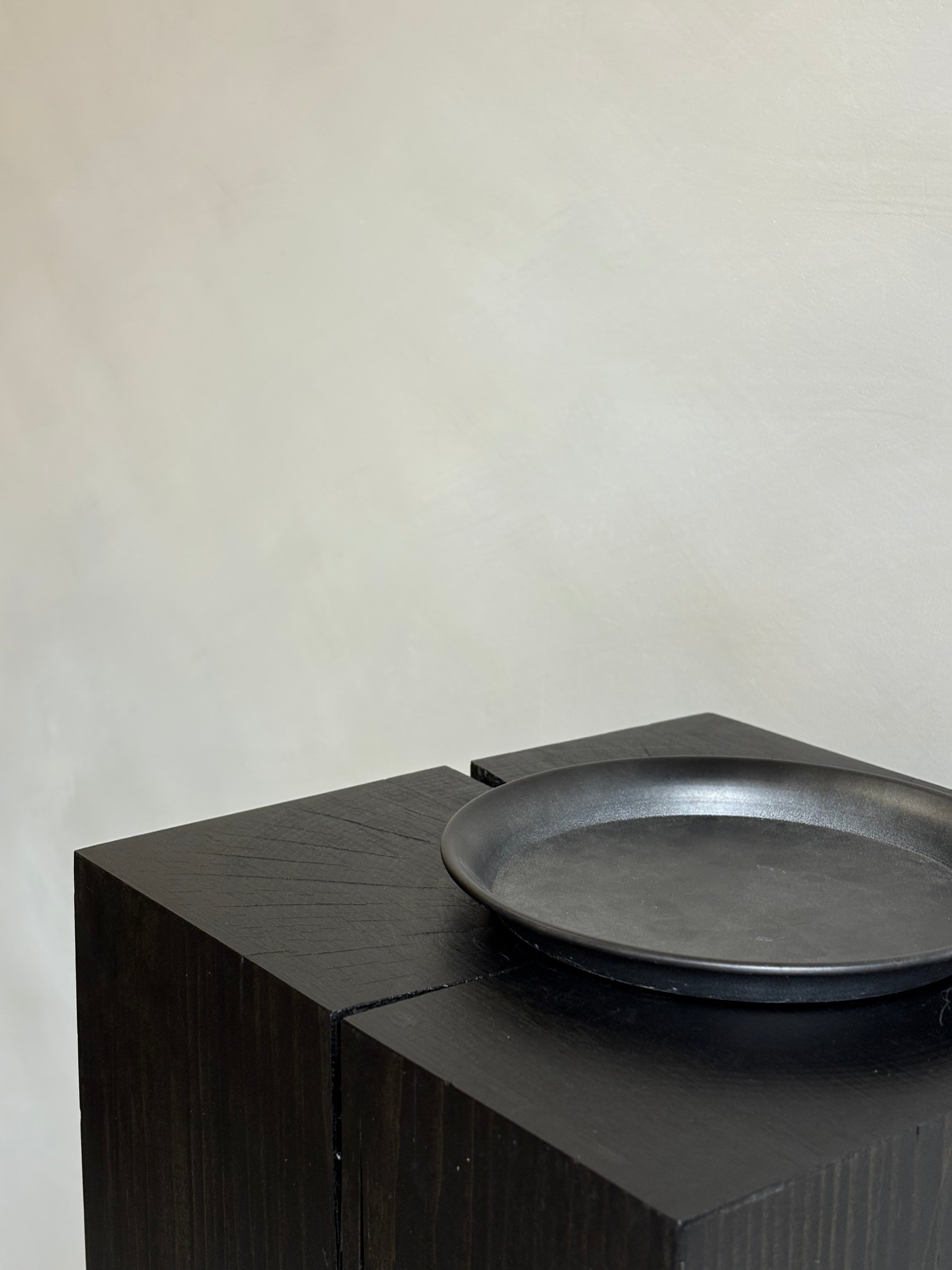 METAL ROUND TRAY
