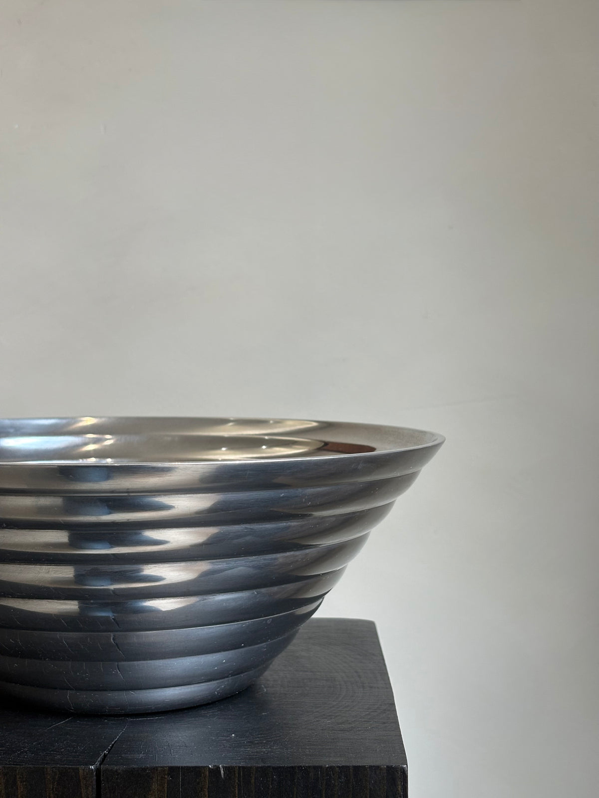 RIBBED CHROME BOWL
