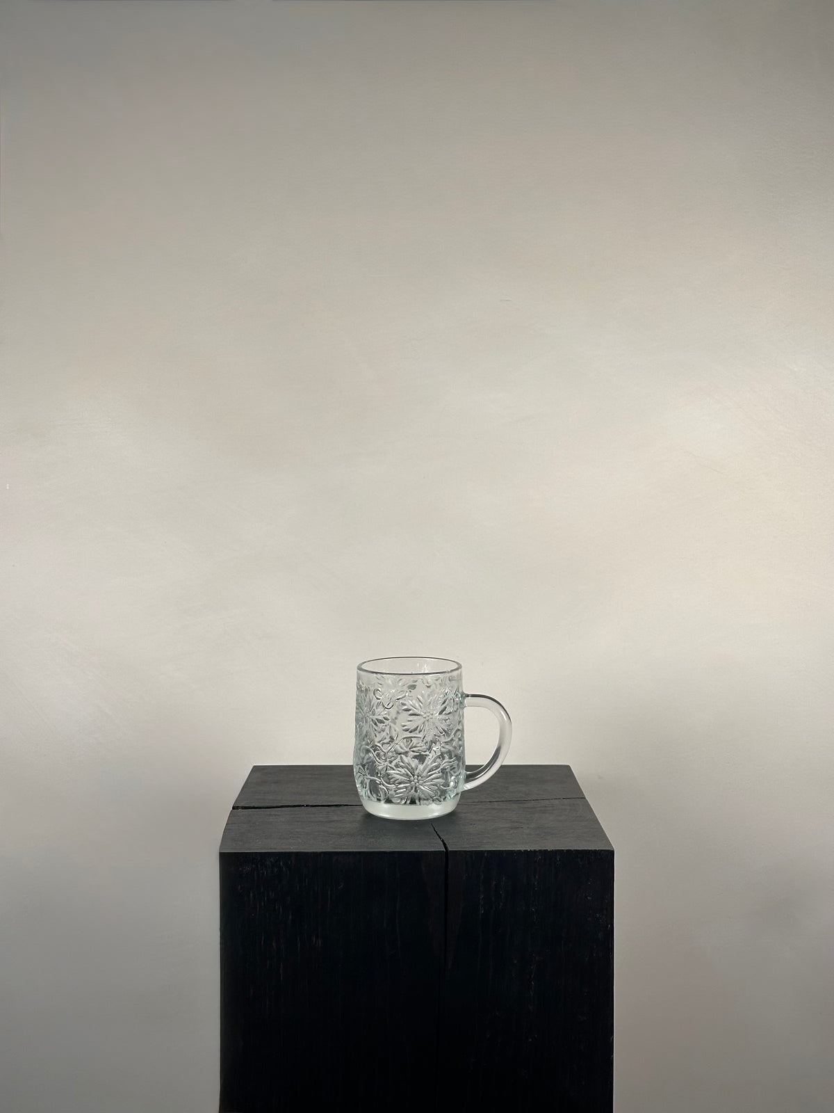 GLASS FLORAL MUG