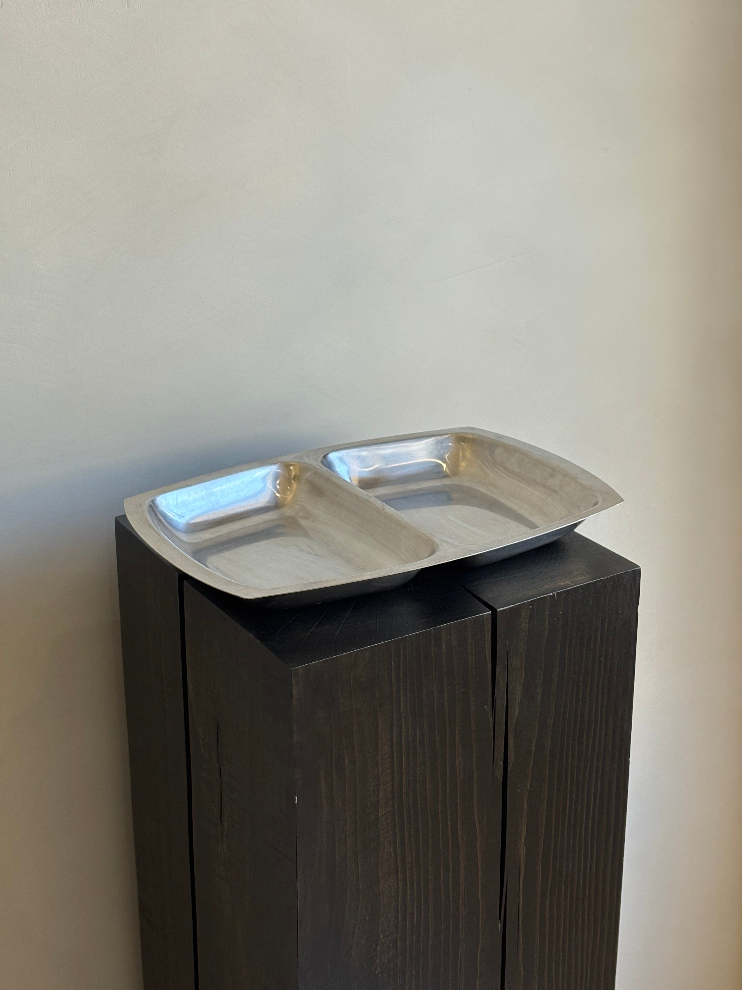 DUEL CHAMBER STAINLESS STEEL TRAY