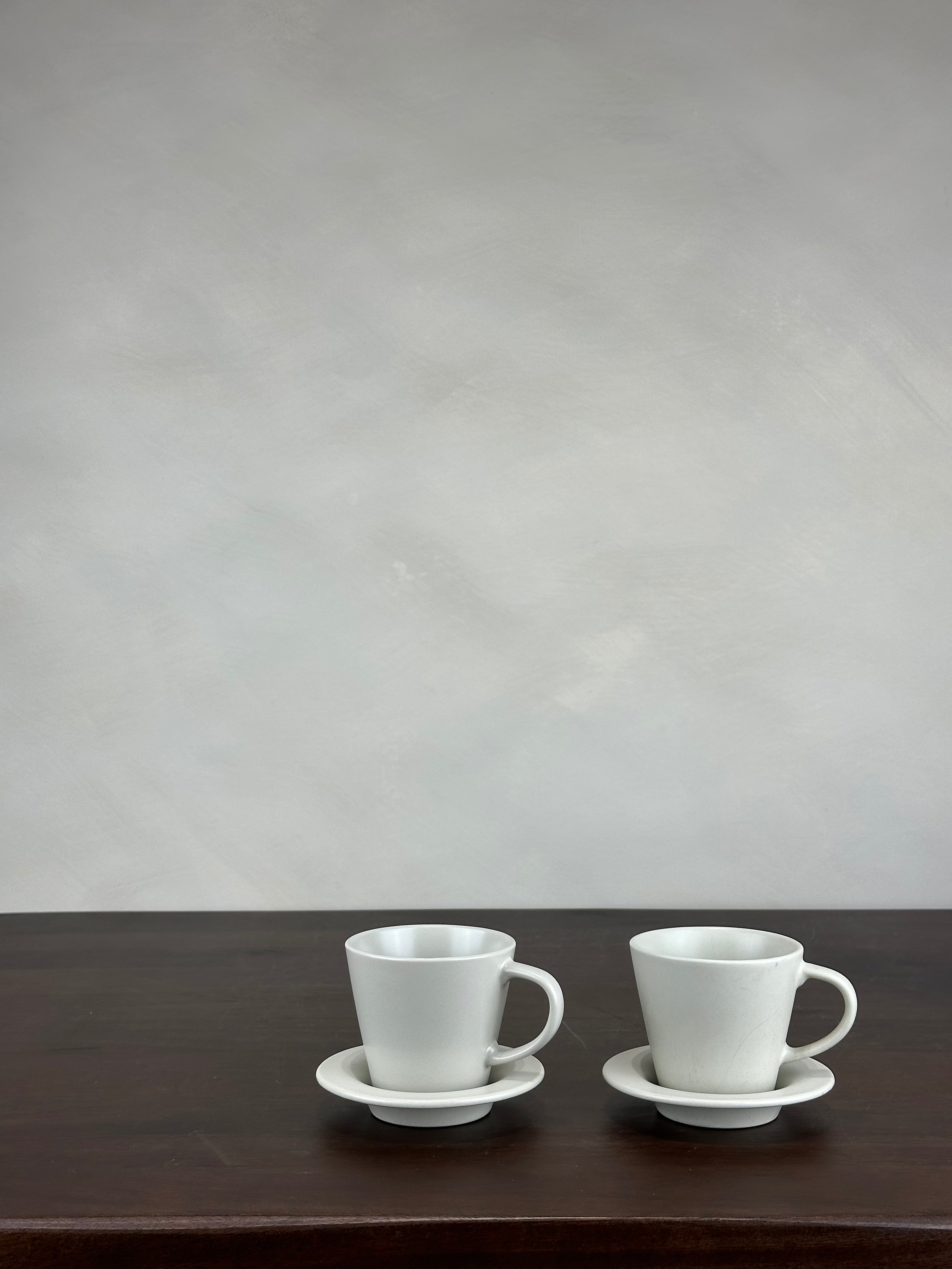BEIGE TEA CUP