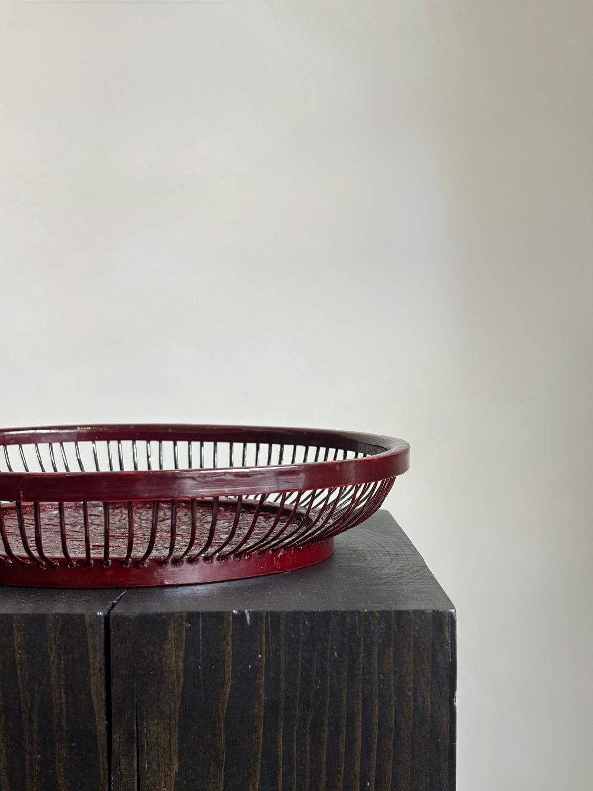 BURGUNDY BASKET
