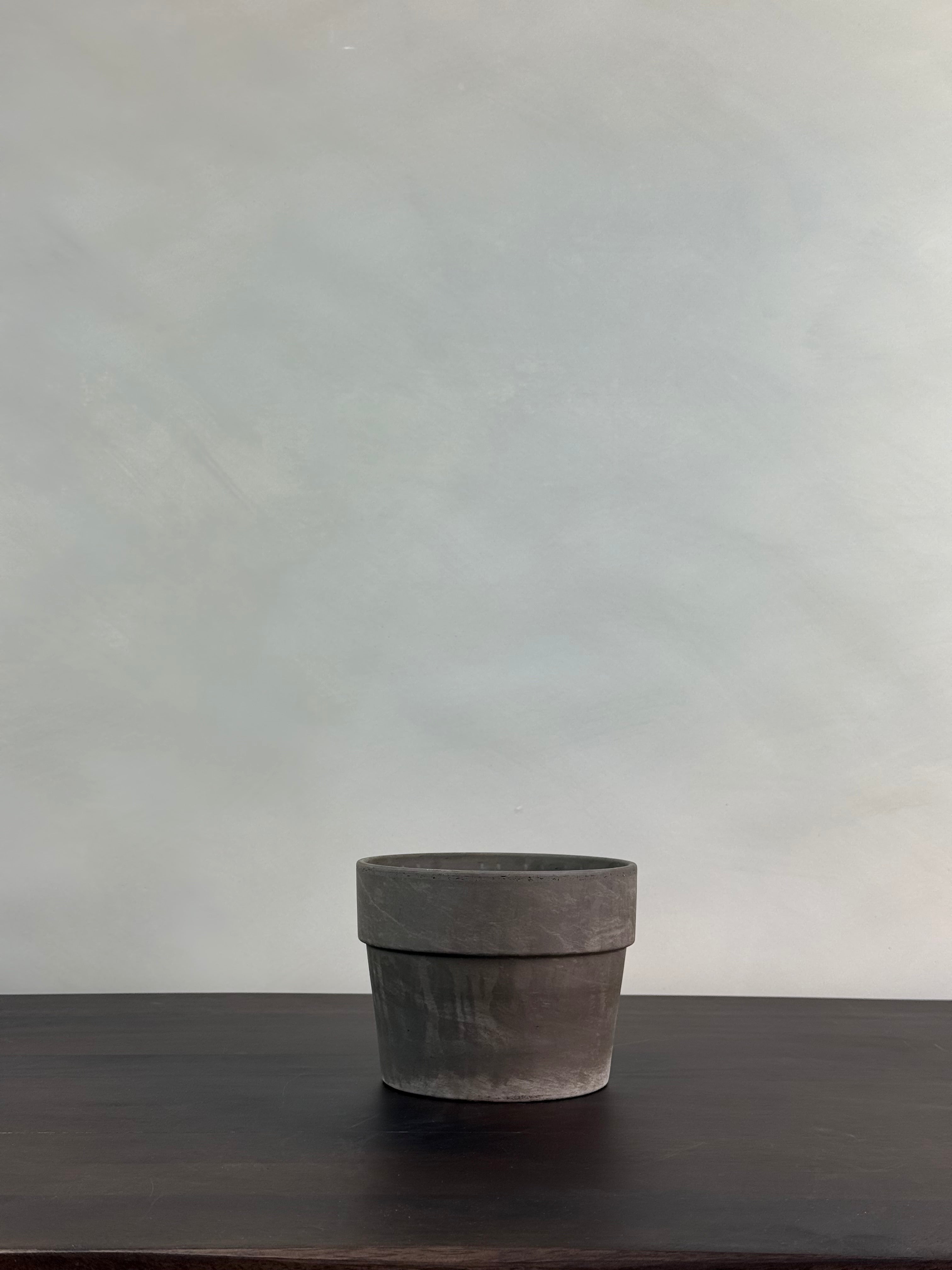 BROWN POT