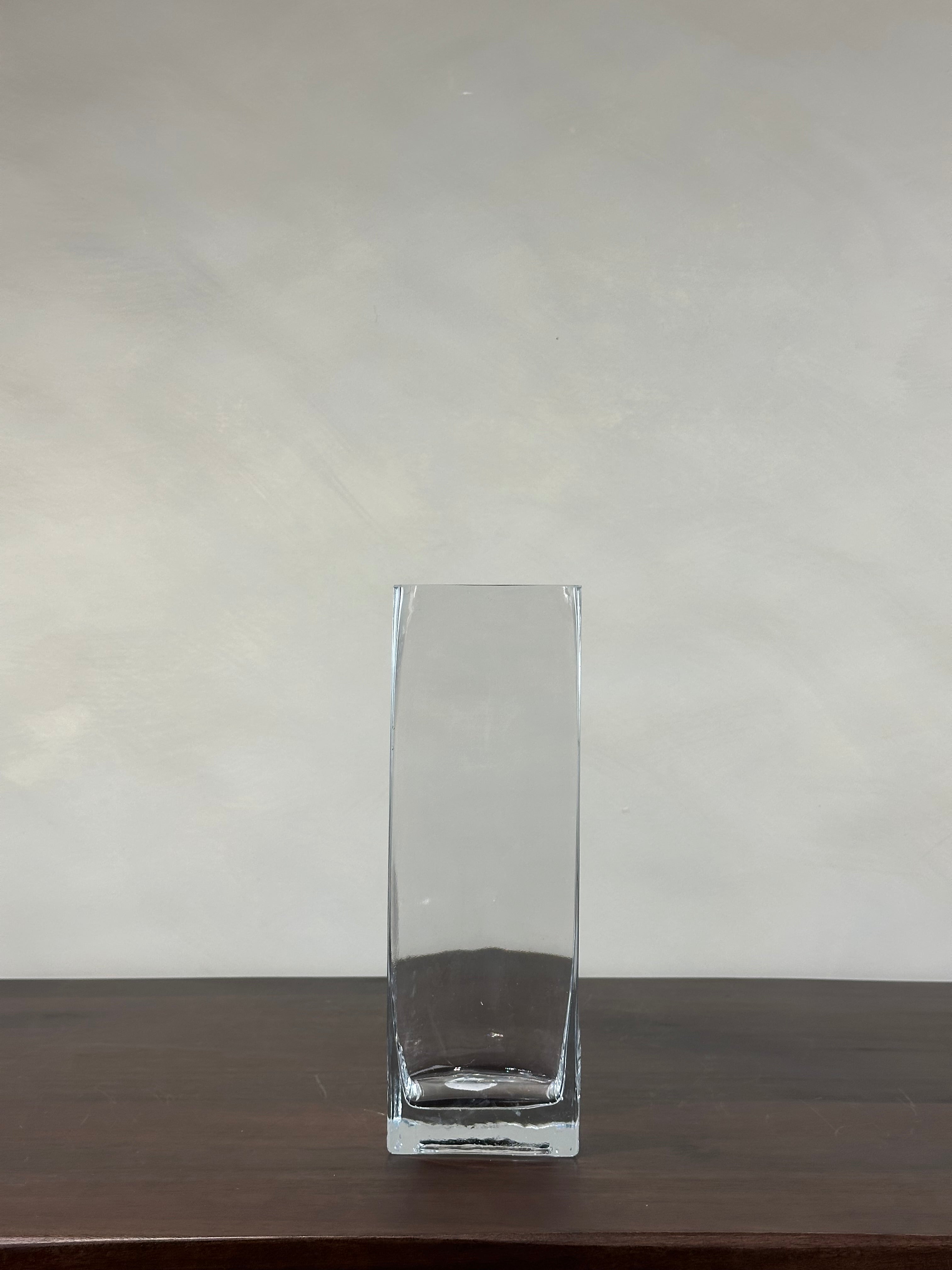 TALL GLASS VASE