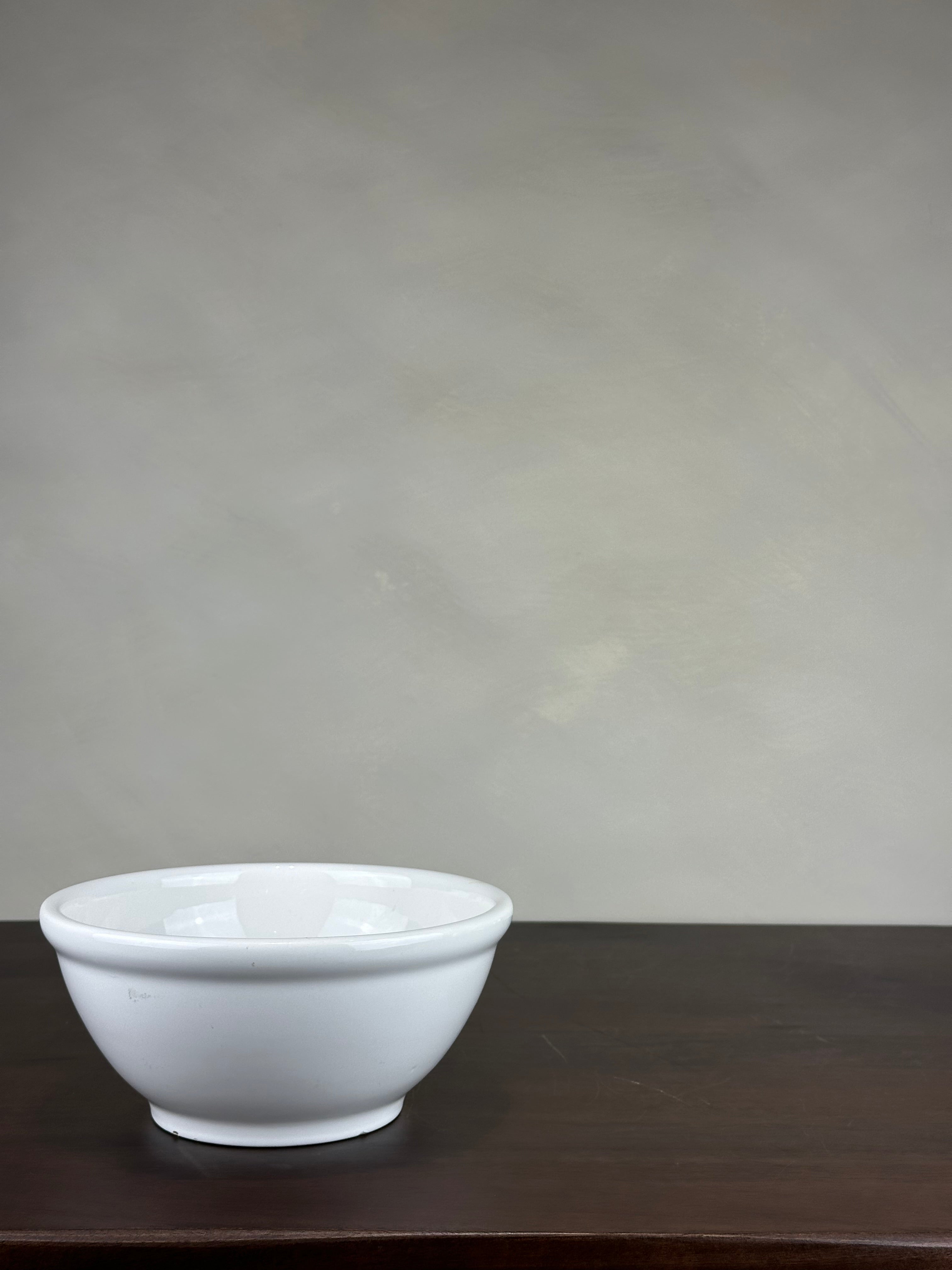 WHITE CERAMIC MIXING BOWL