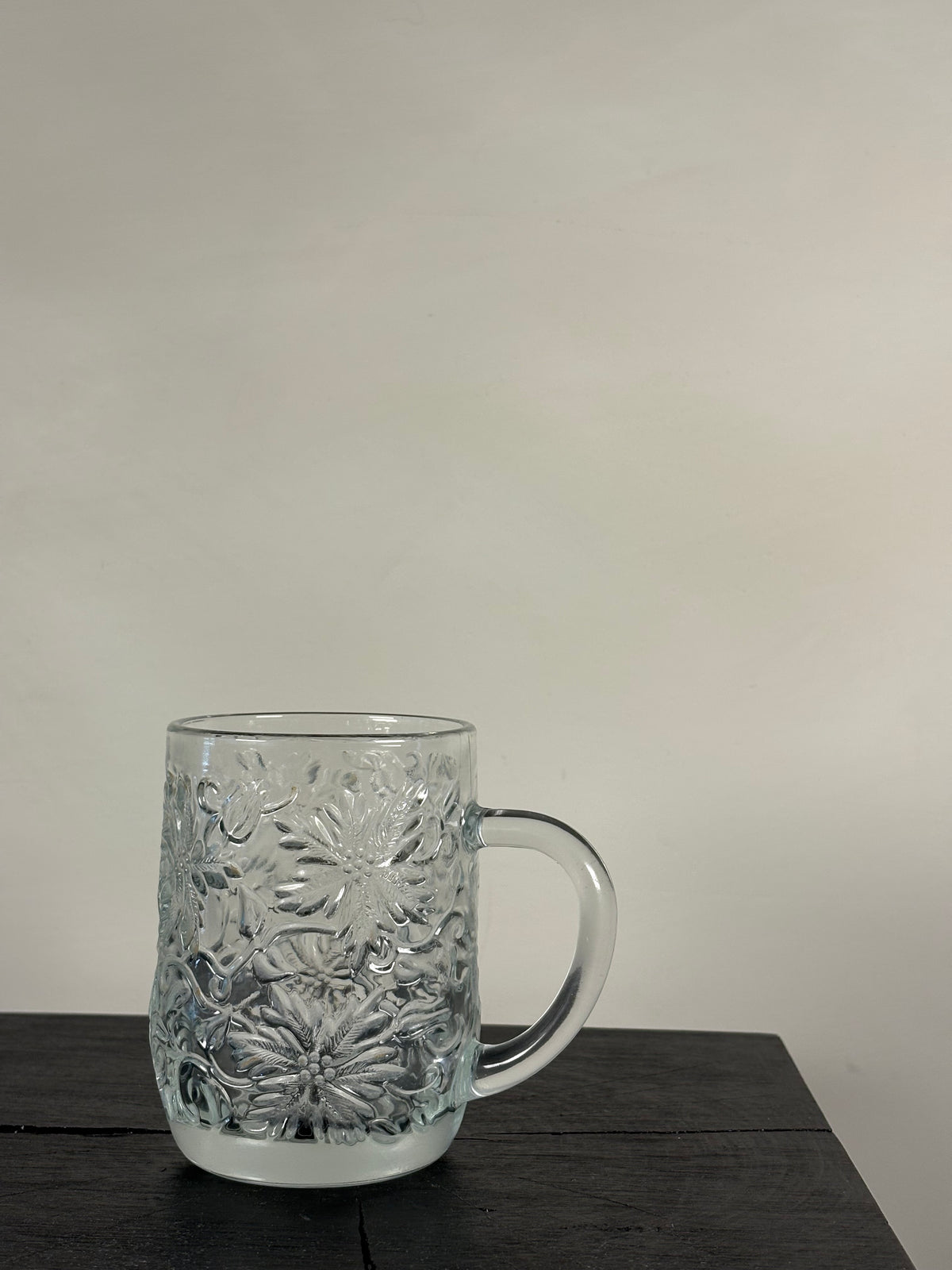 GLASS FLORAL MUG