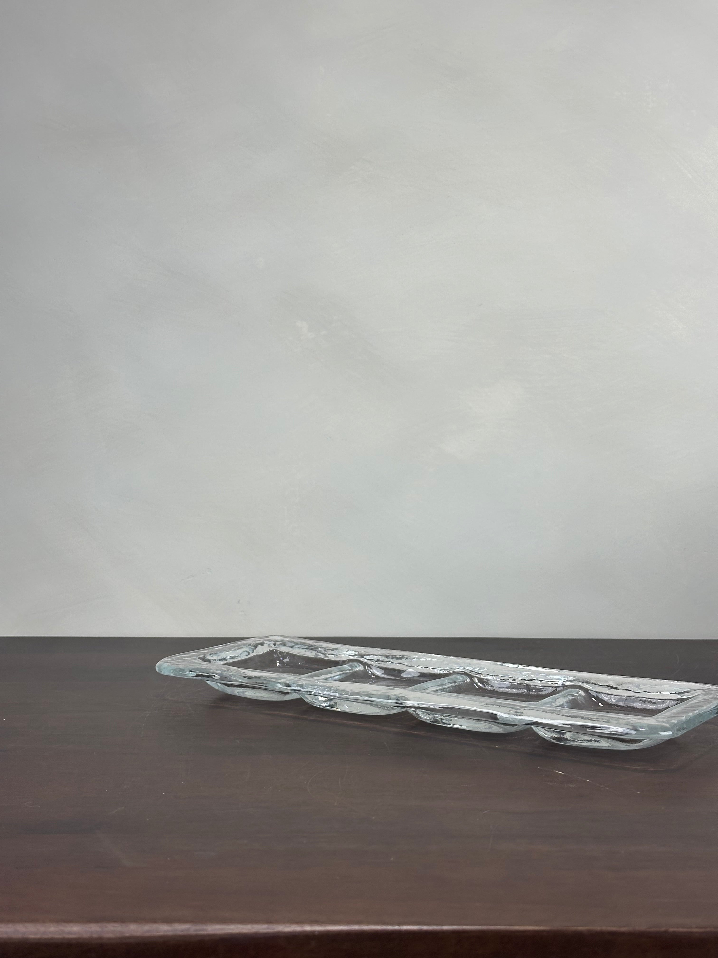 GLASS SERVING TRAY