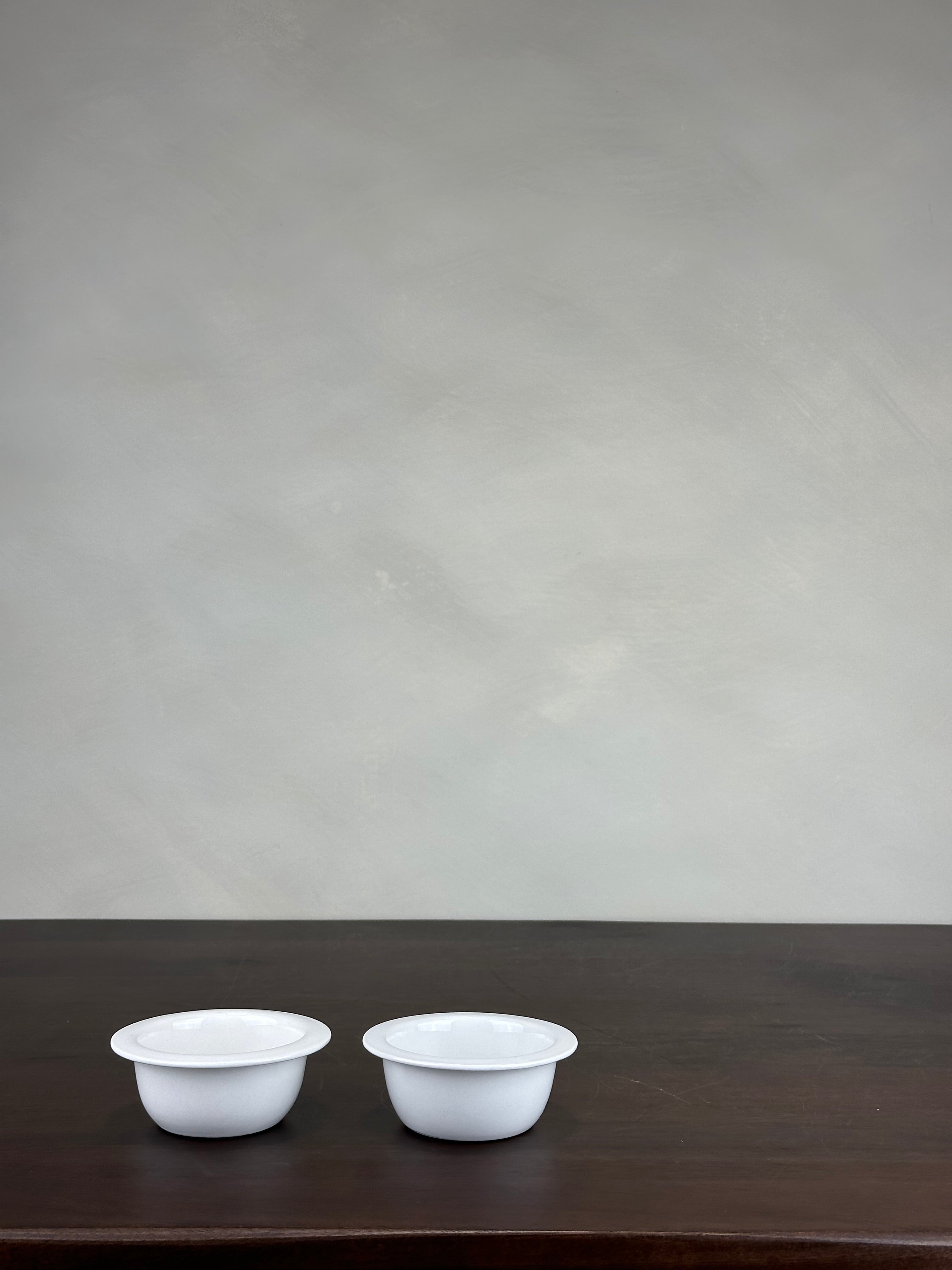 SMALL CERAMIC BOWL