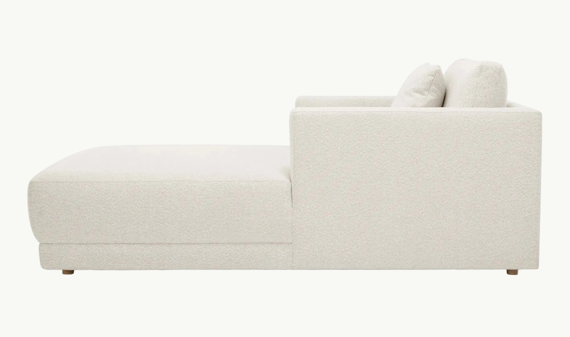 THE MILEY CHAISE
