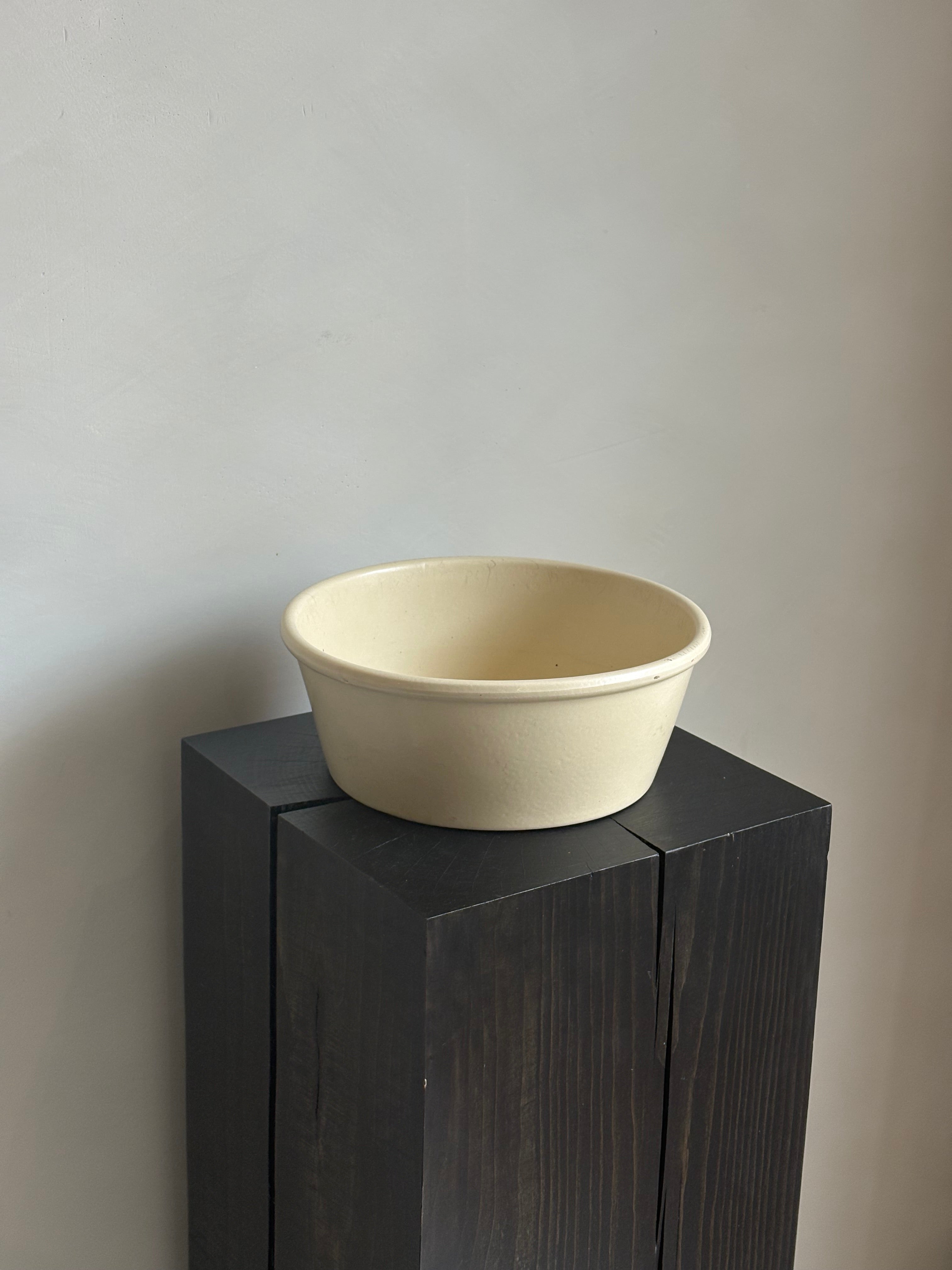 BUTTER YELLOW BOWL