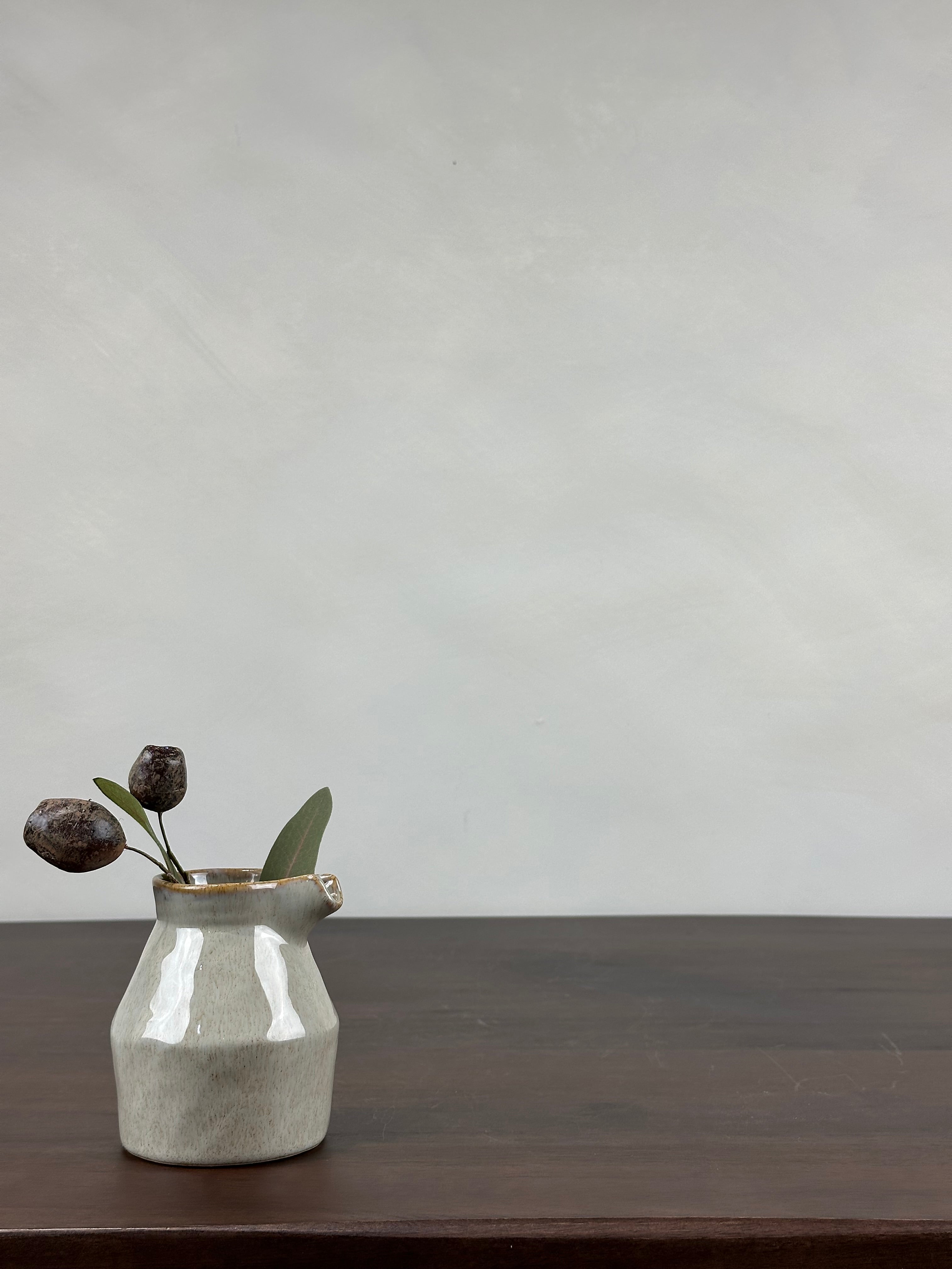 CERAMIC CREAM PITCHER
