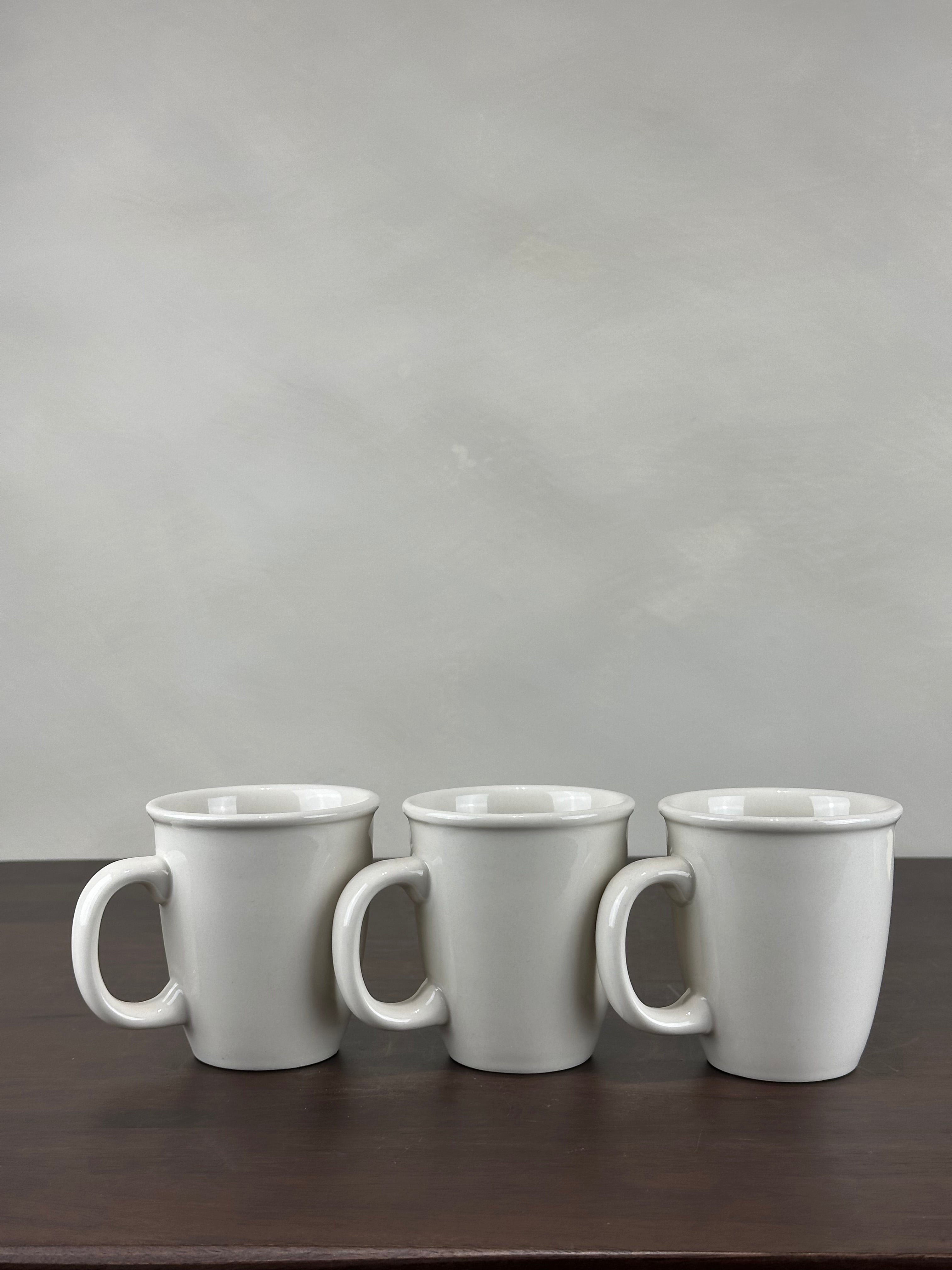 CREAM CERAMIC MUG
