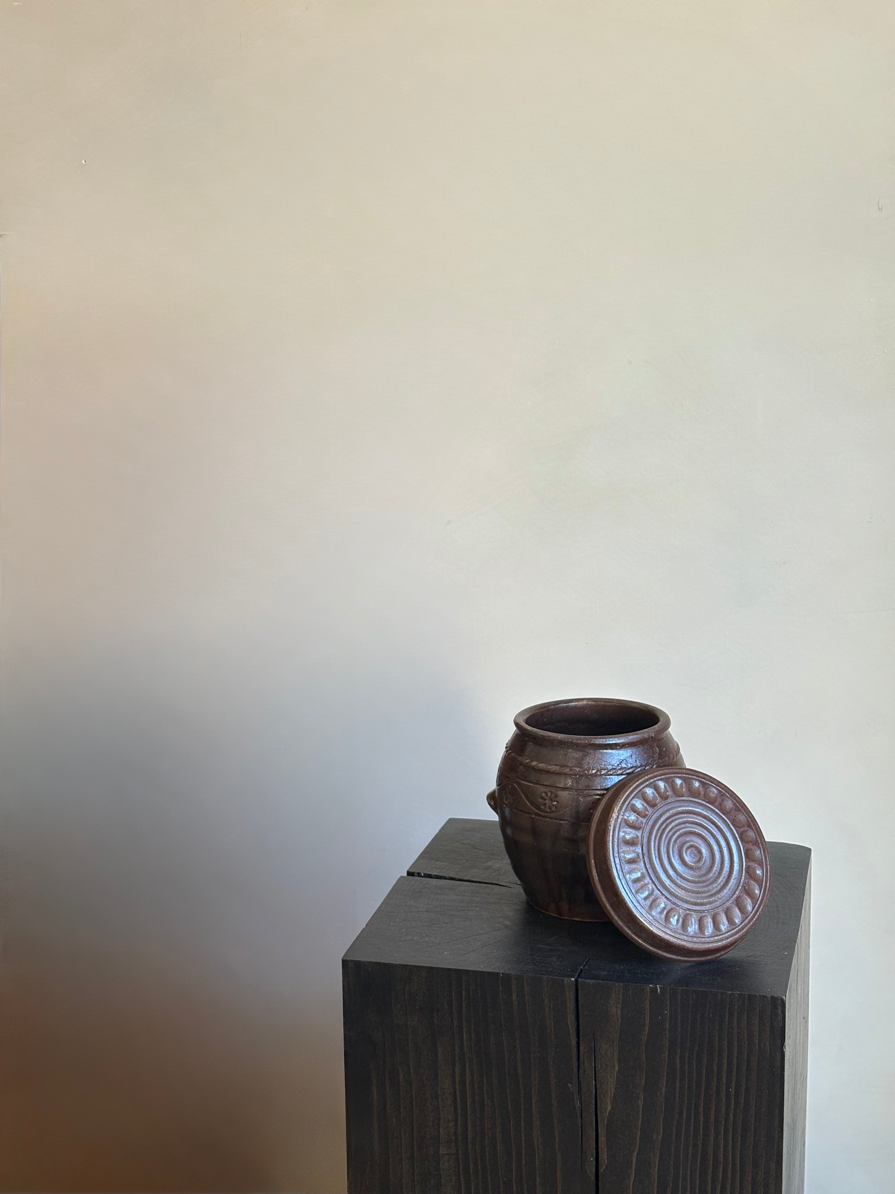 BROWN GLAZED KOREAN ONGGI