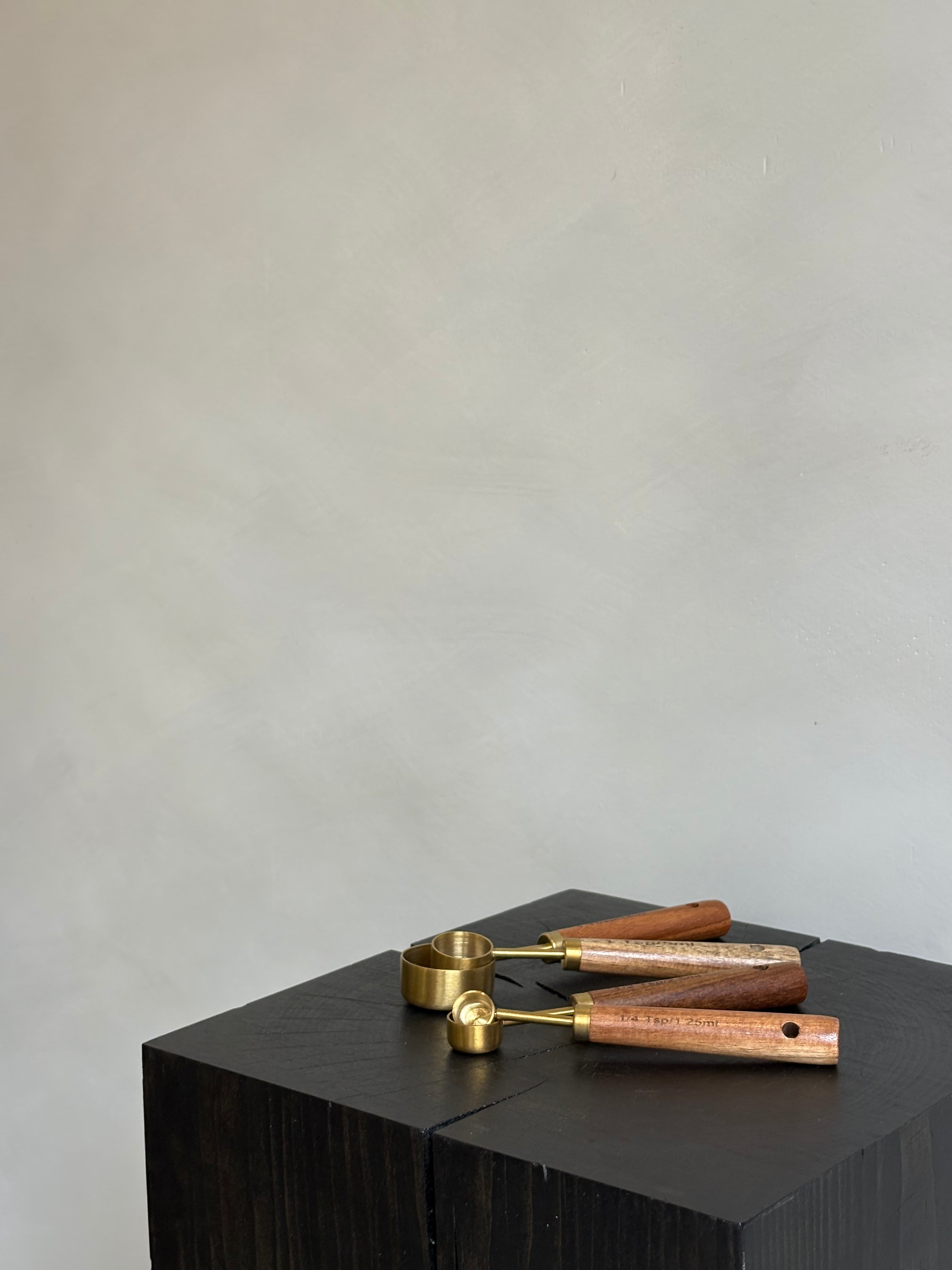 GOLD MEASURING SPOON SET