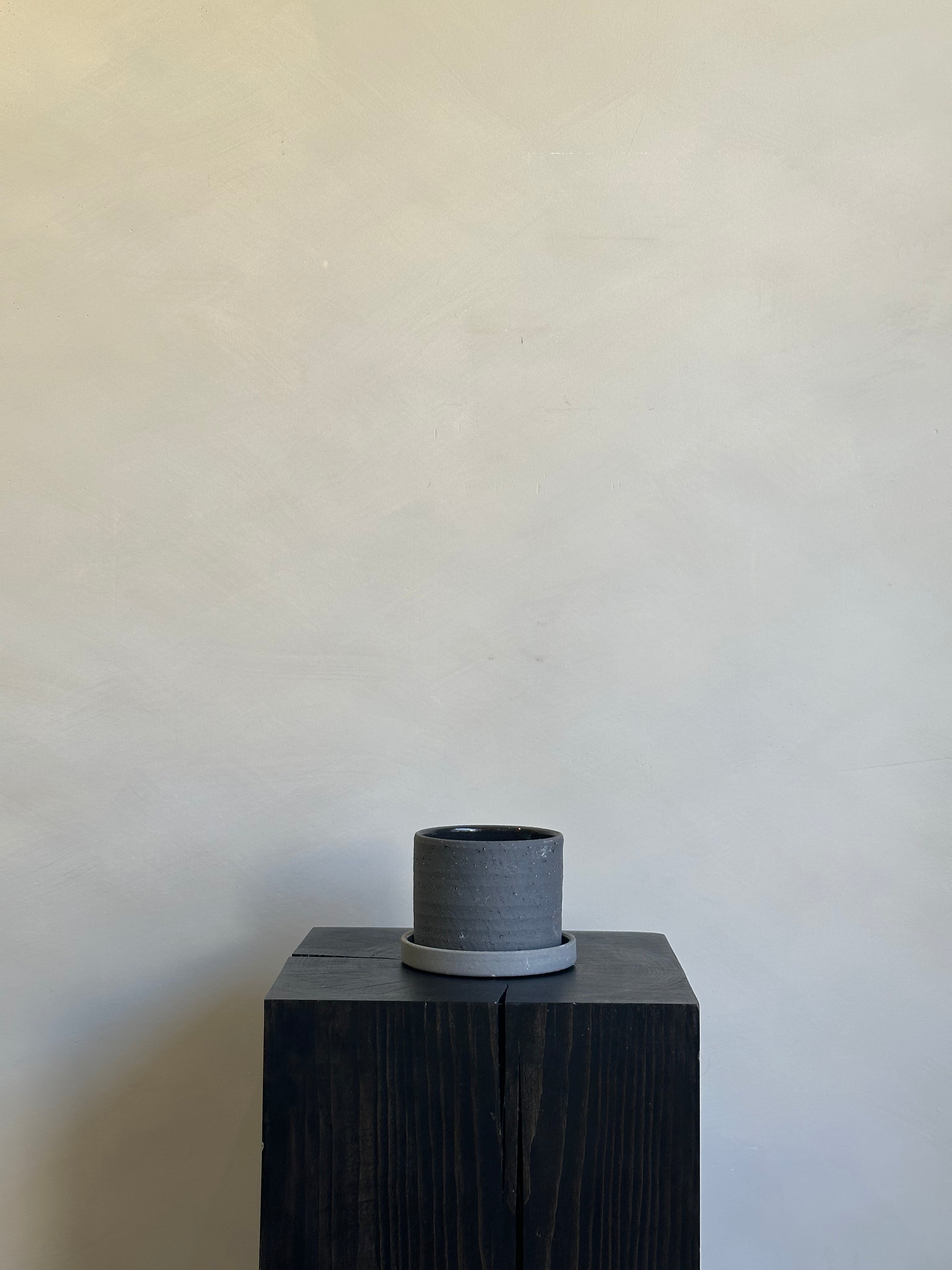 EASTON POT | CHARCOAL
