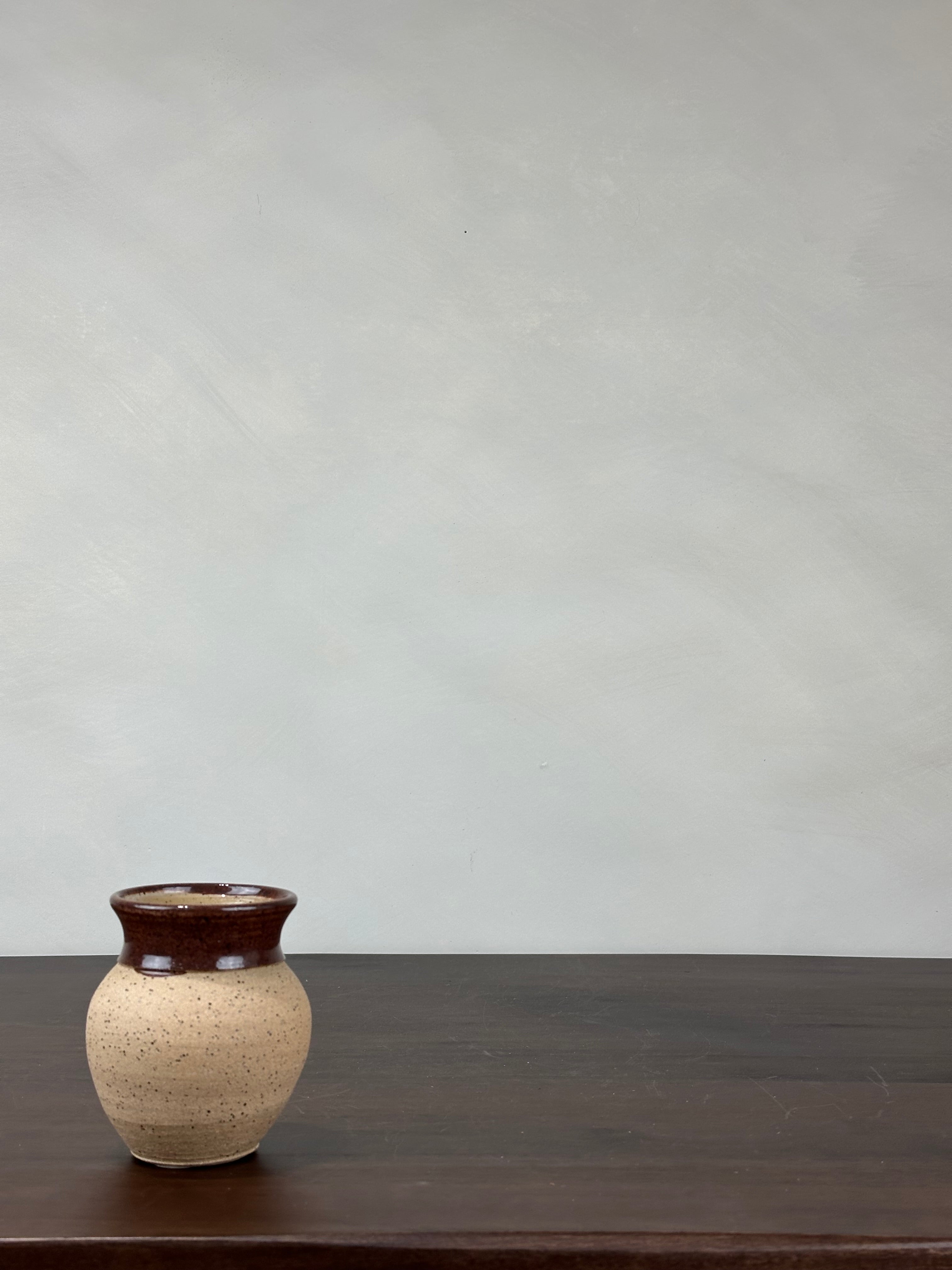 SMALL BEIGE CERAMIC VASE