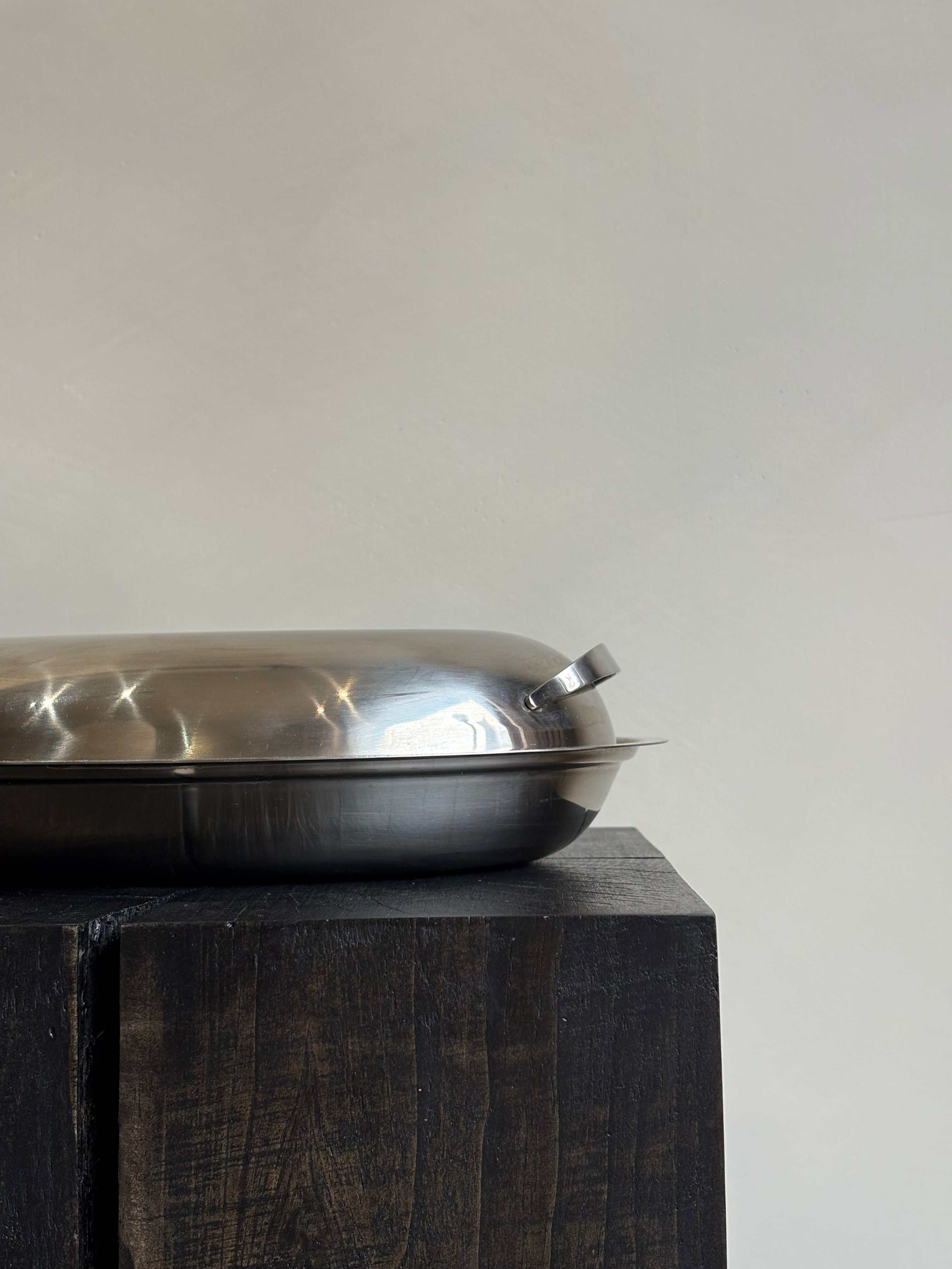 EUROPEAN SERVING DISH