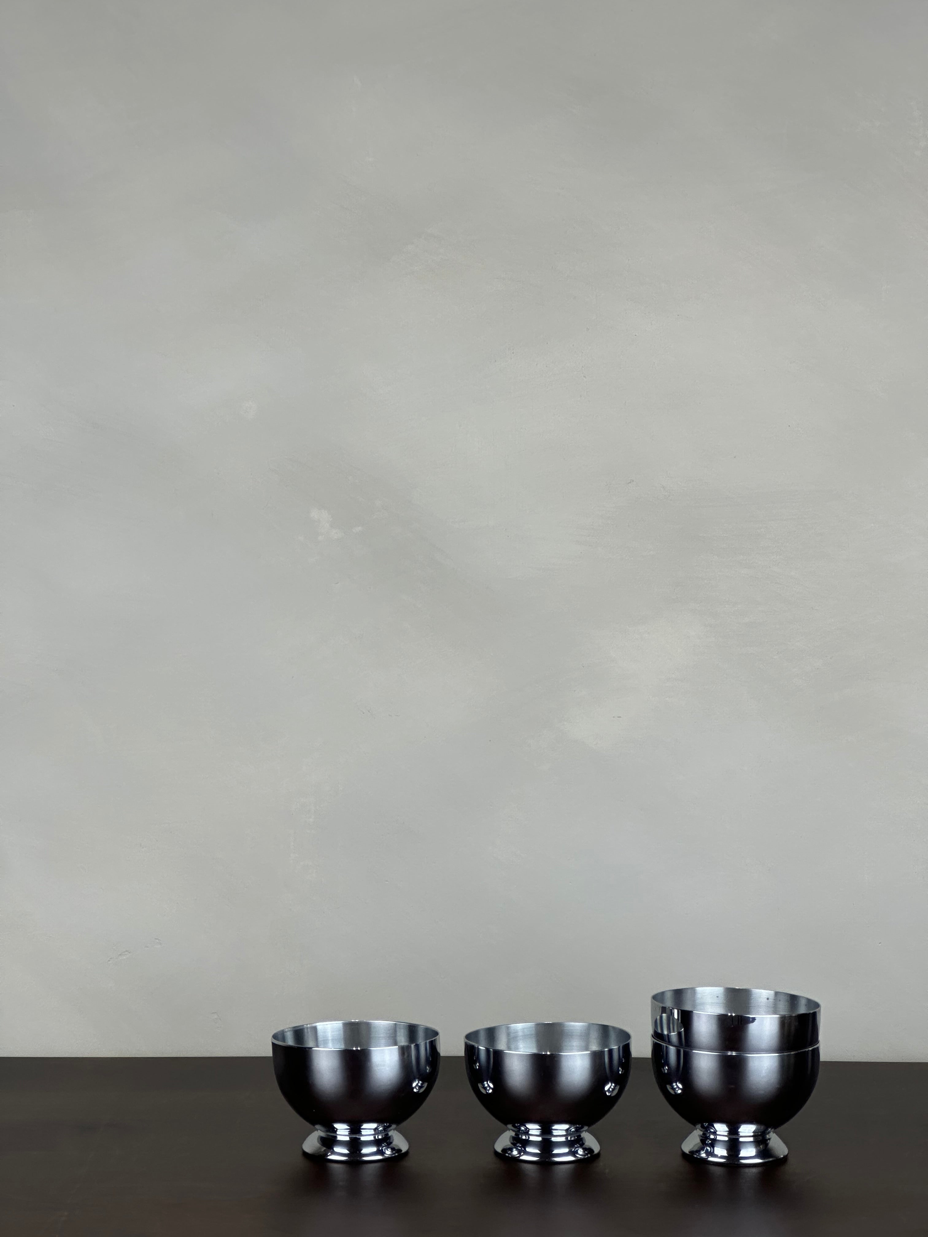 CHROME MINI PEDESTAL BOWLS