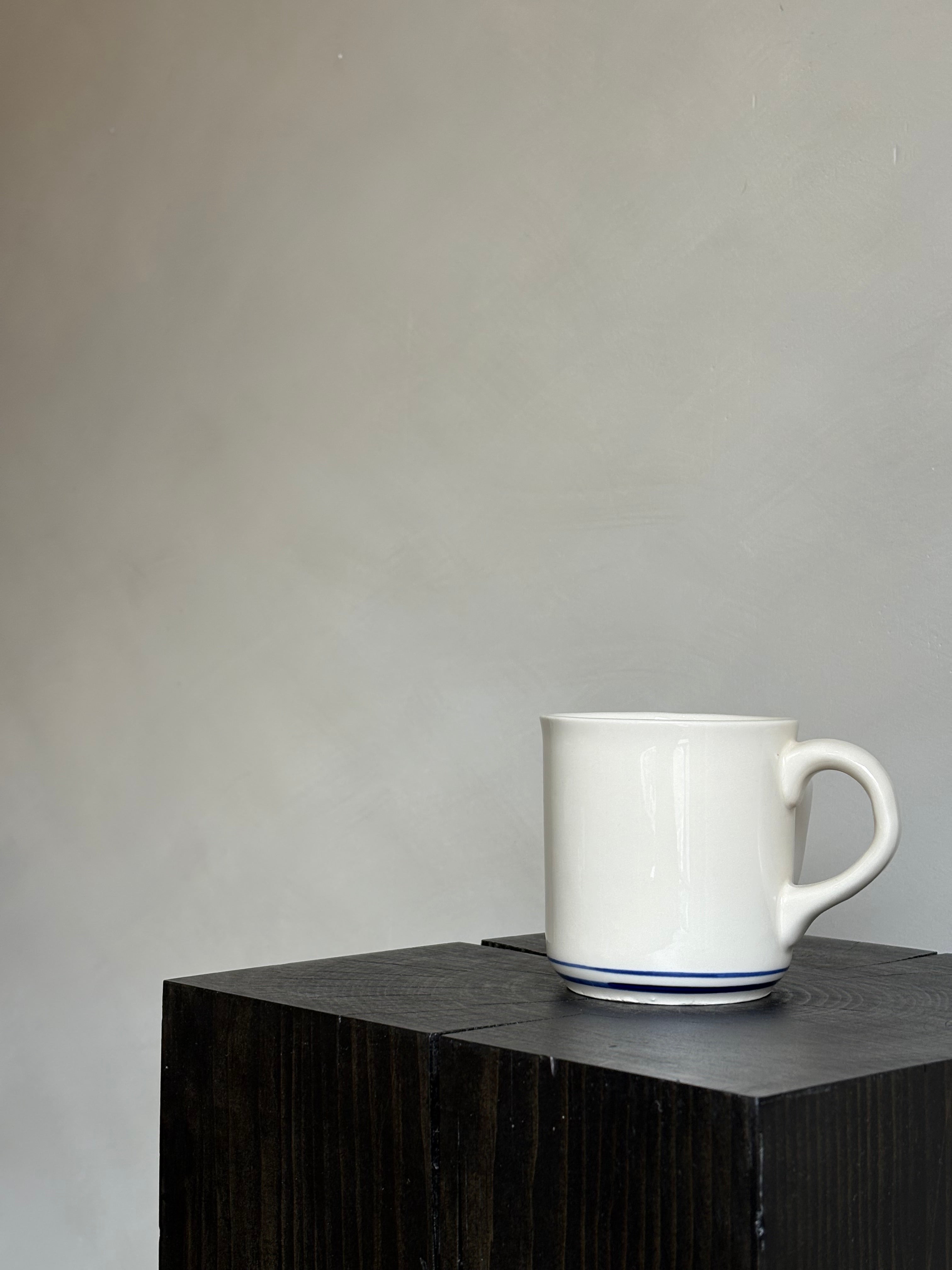 MUG WITH SPOON POUCH