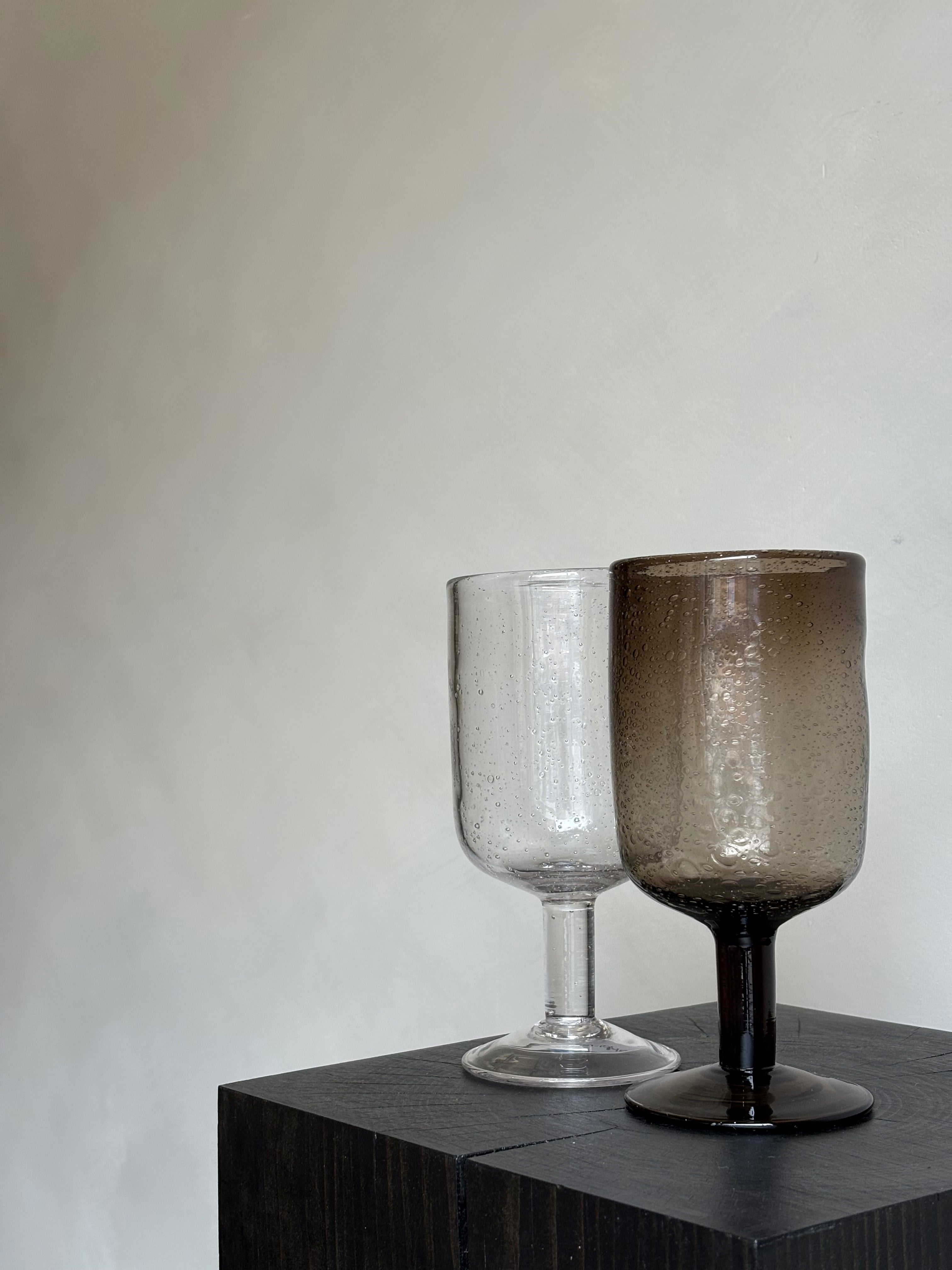 BUBBLED WINE GLASS | LARGE