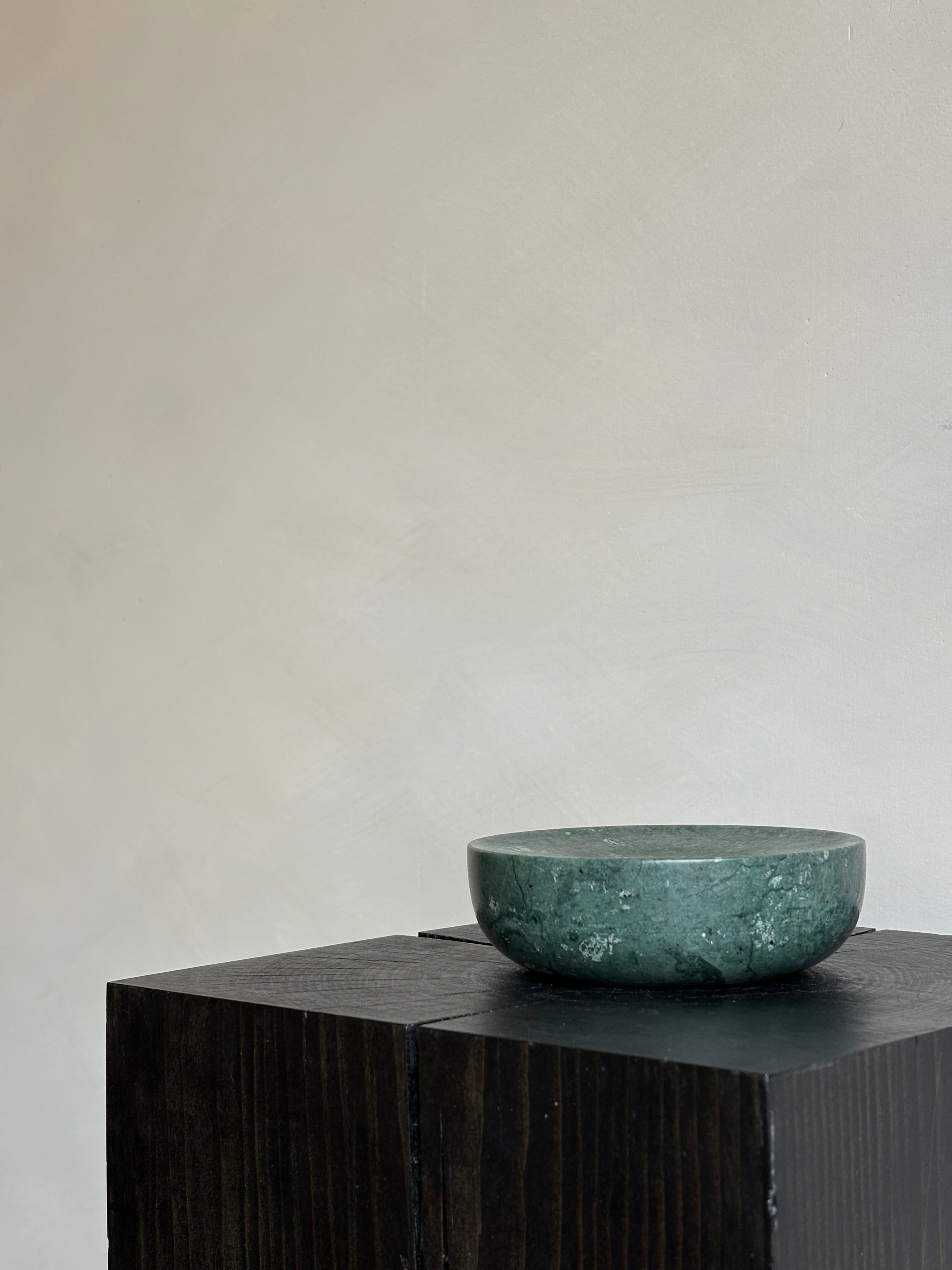 CLEO DISH GREEN MARBLE