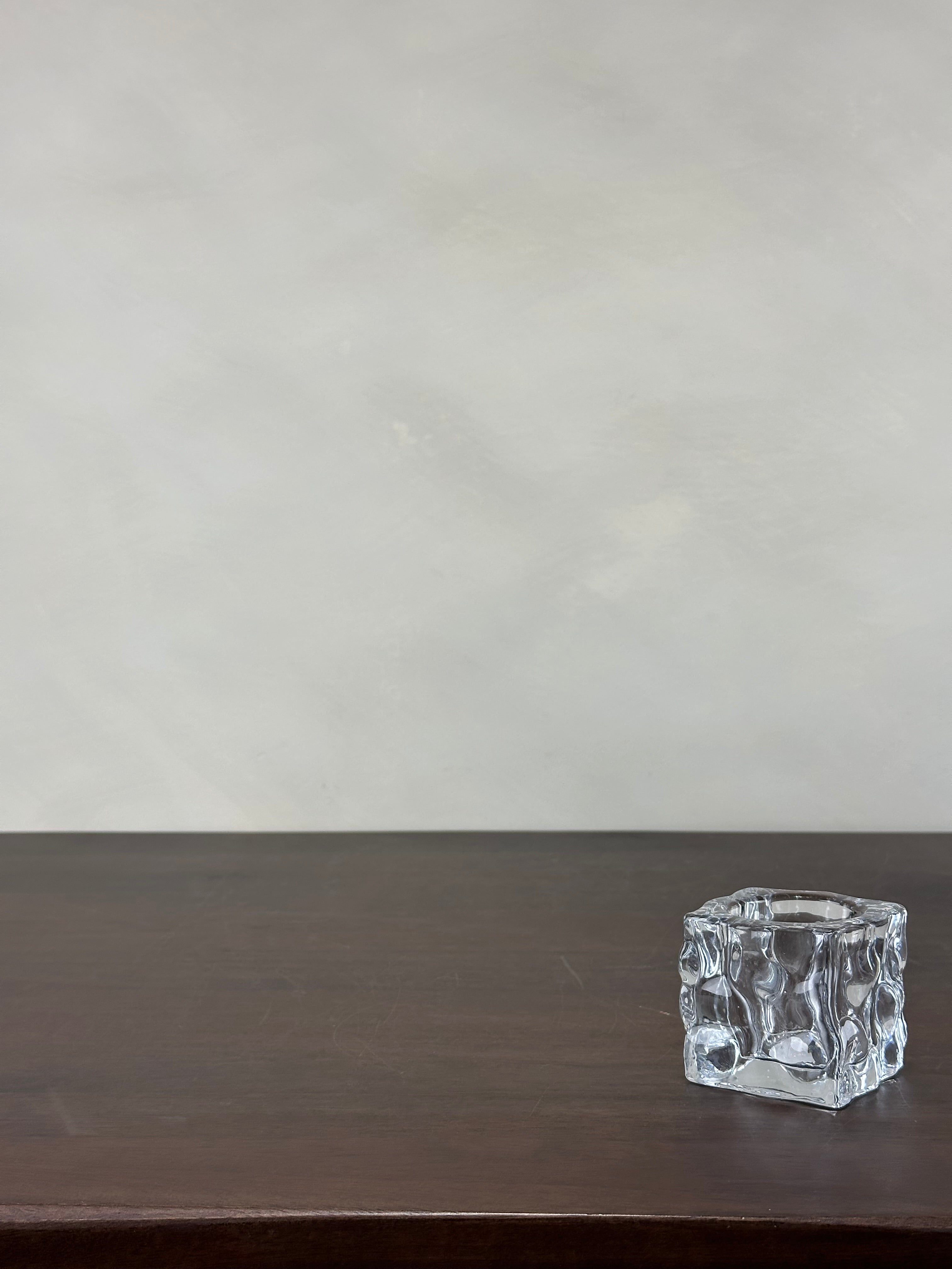 GLASS CANDLE HOLDER