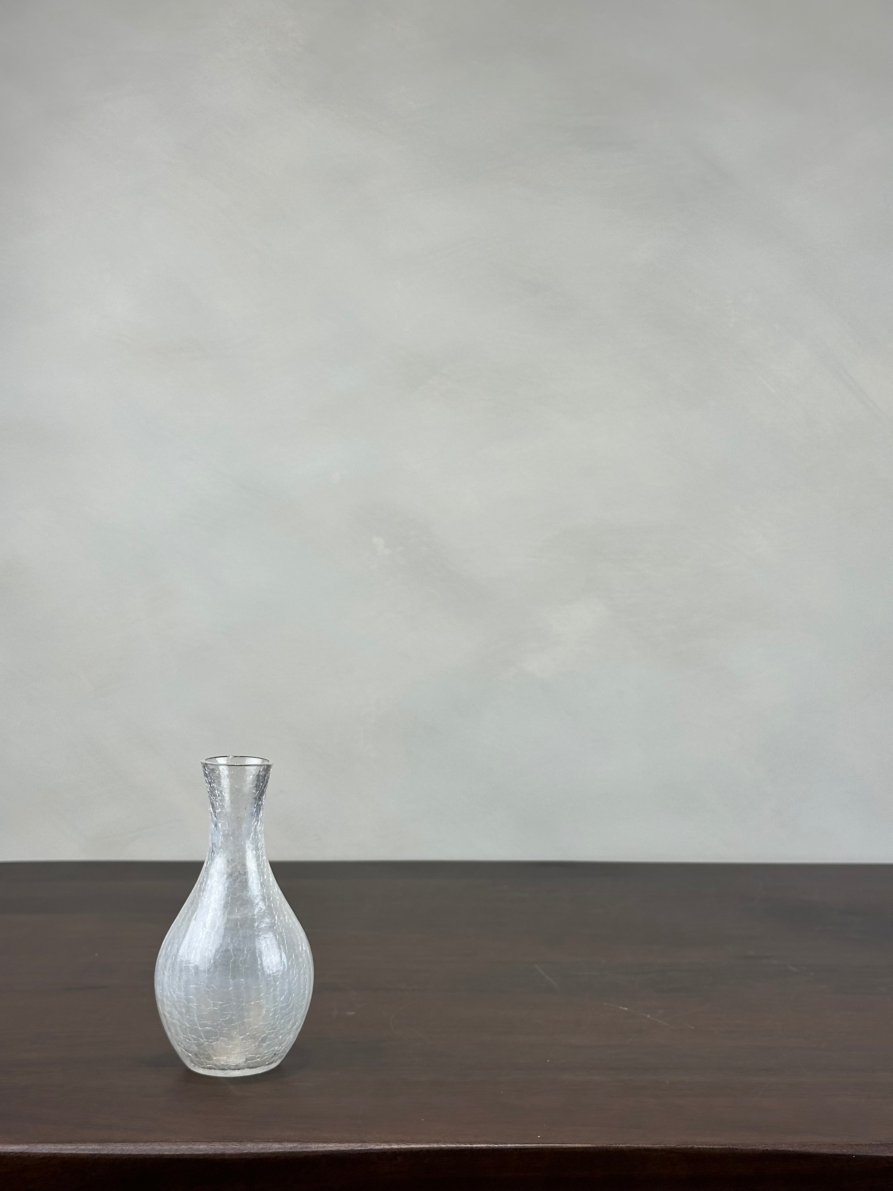 FROSTED ACCENT VASE