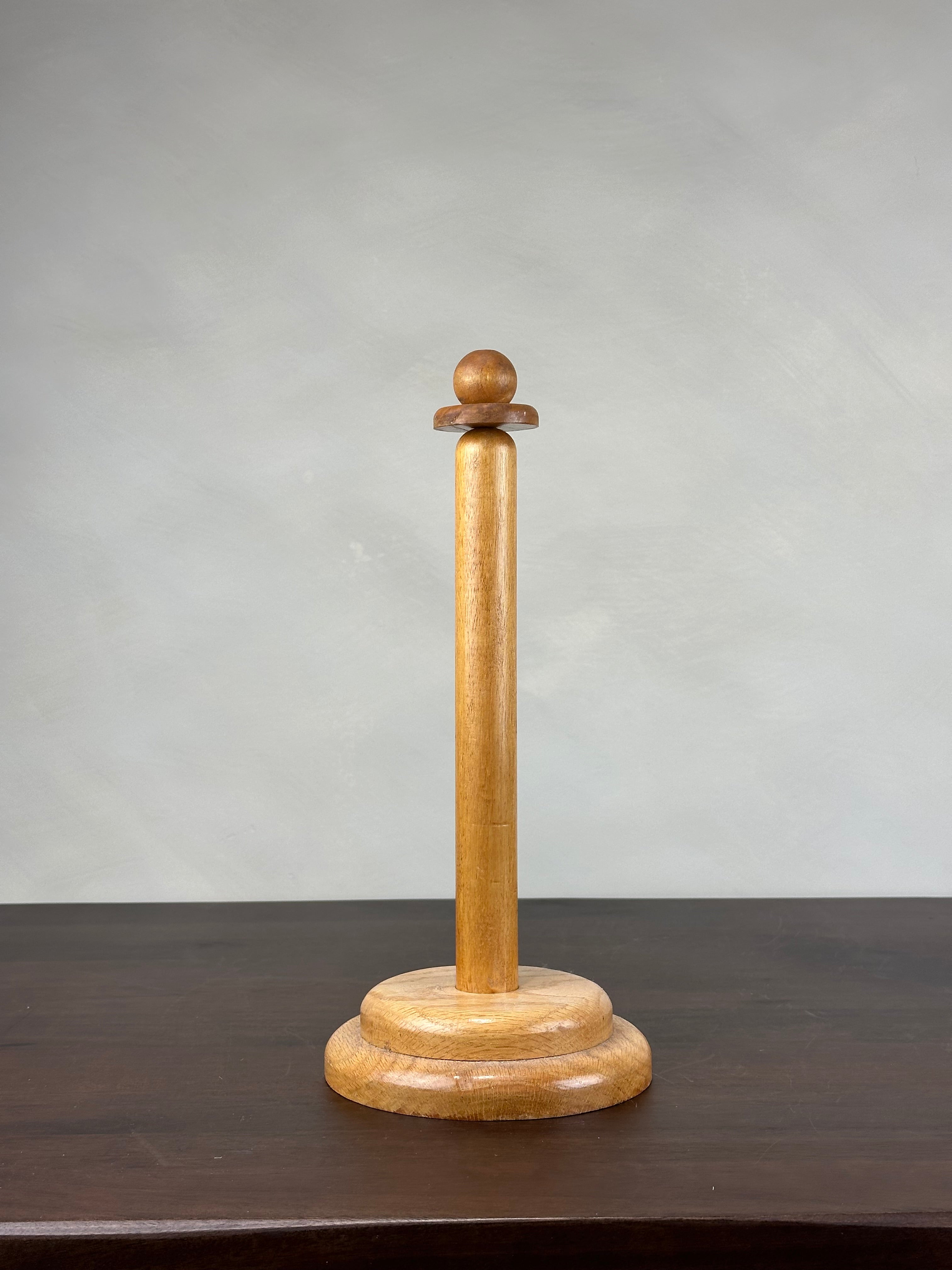 WOODEN PAPER TOWEL HOLDER