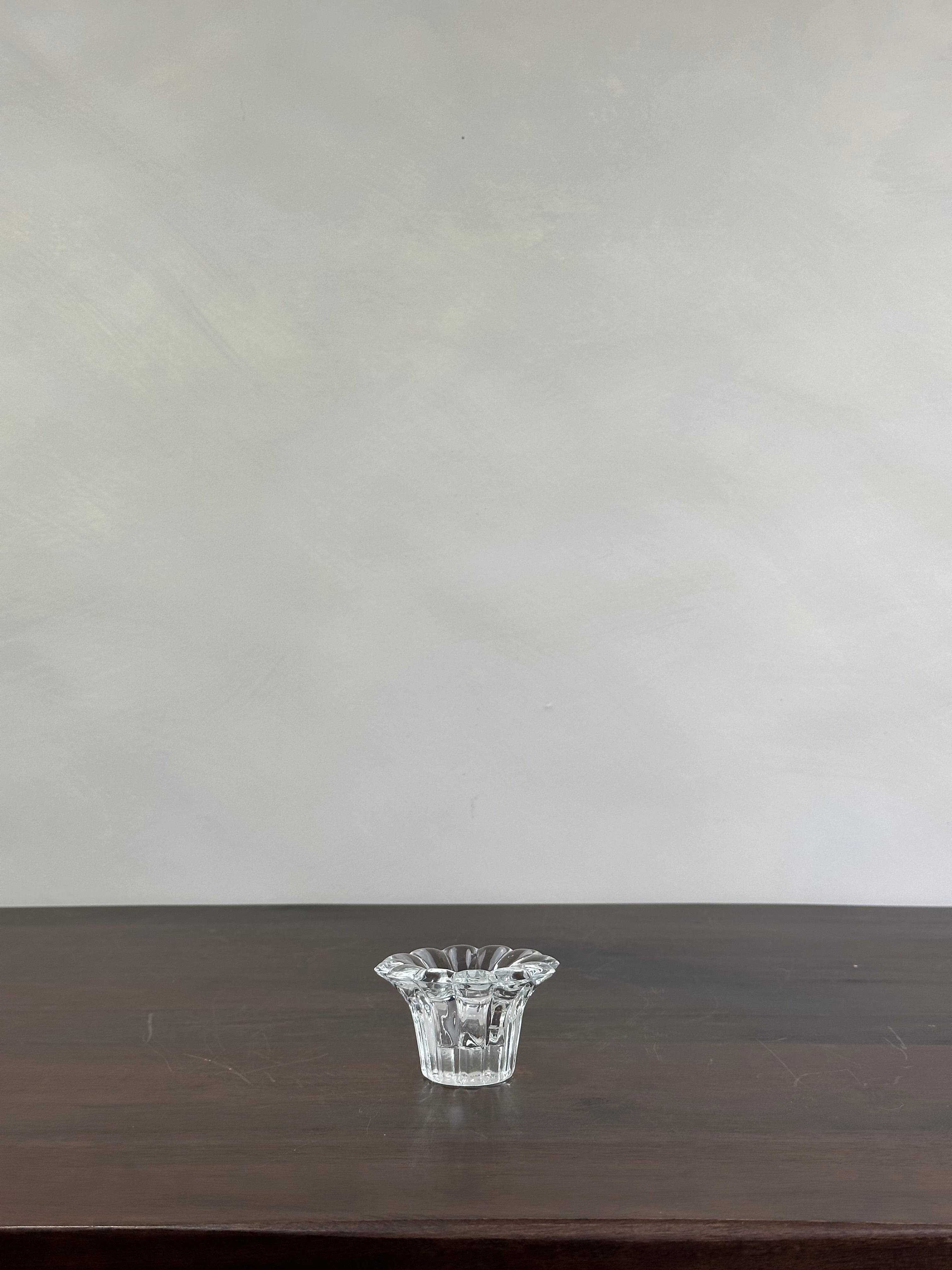 GLASS FLORAL CANDLE HOLDER