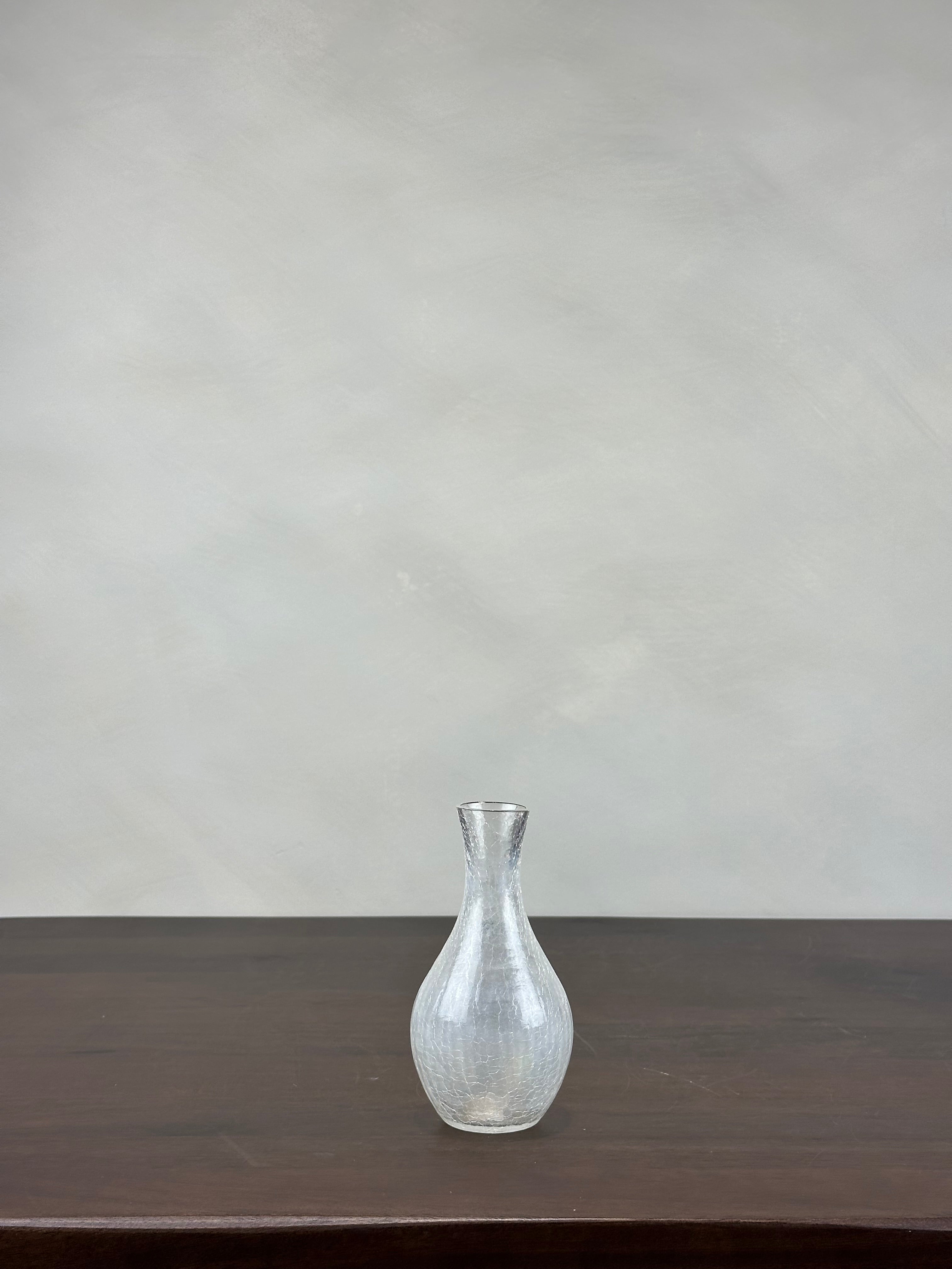 FROSTED ACCENT VASE