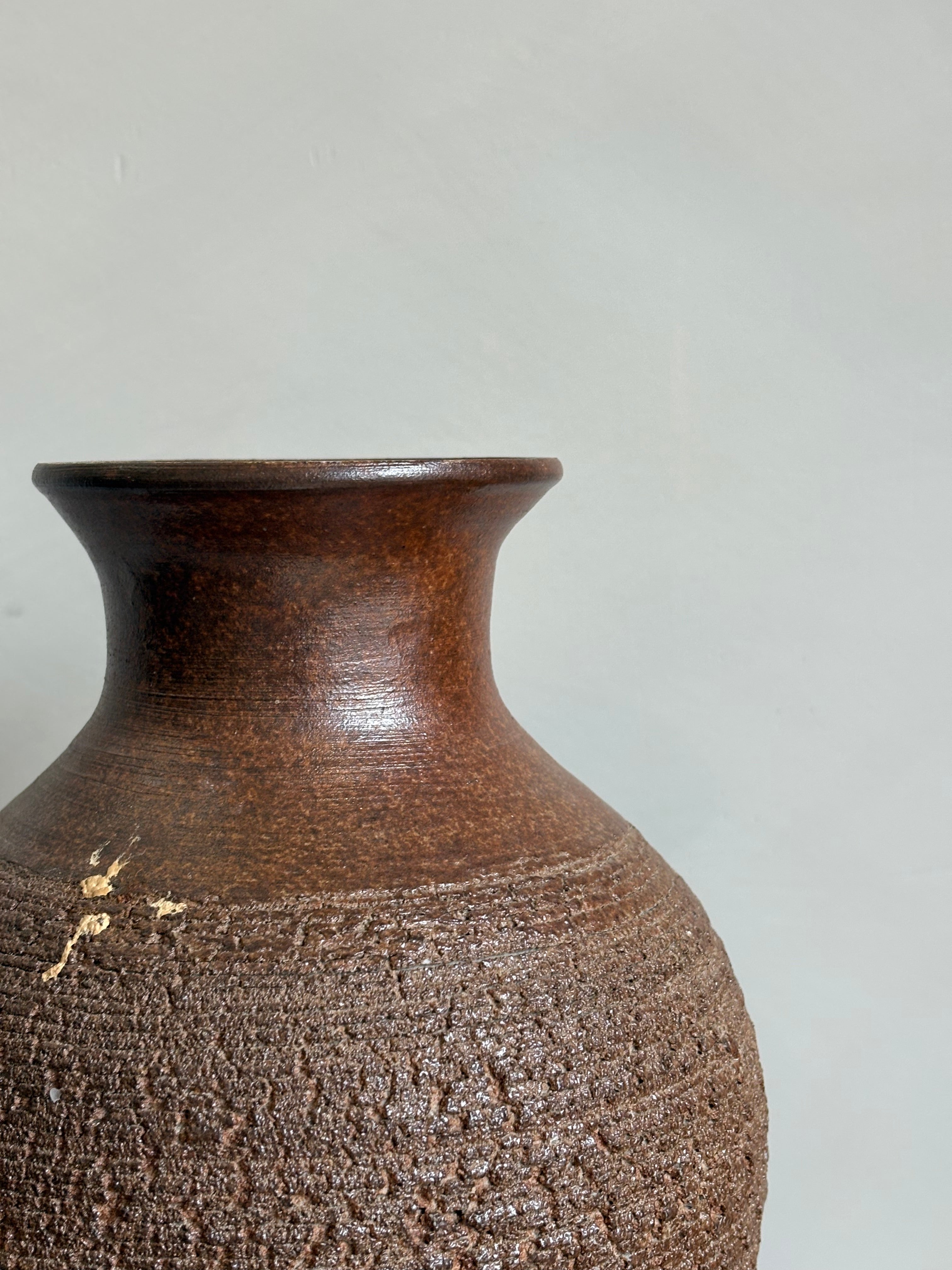 TEXTURED BROWN TAPERED VASE