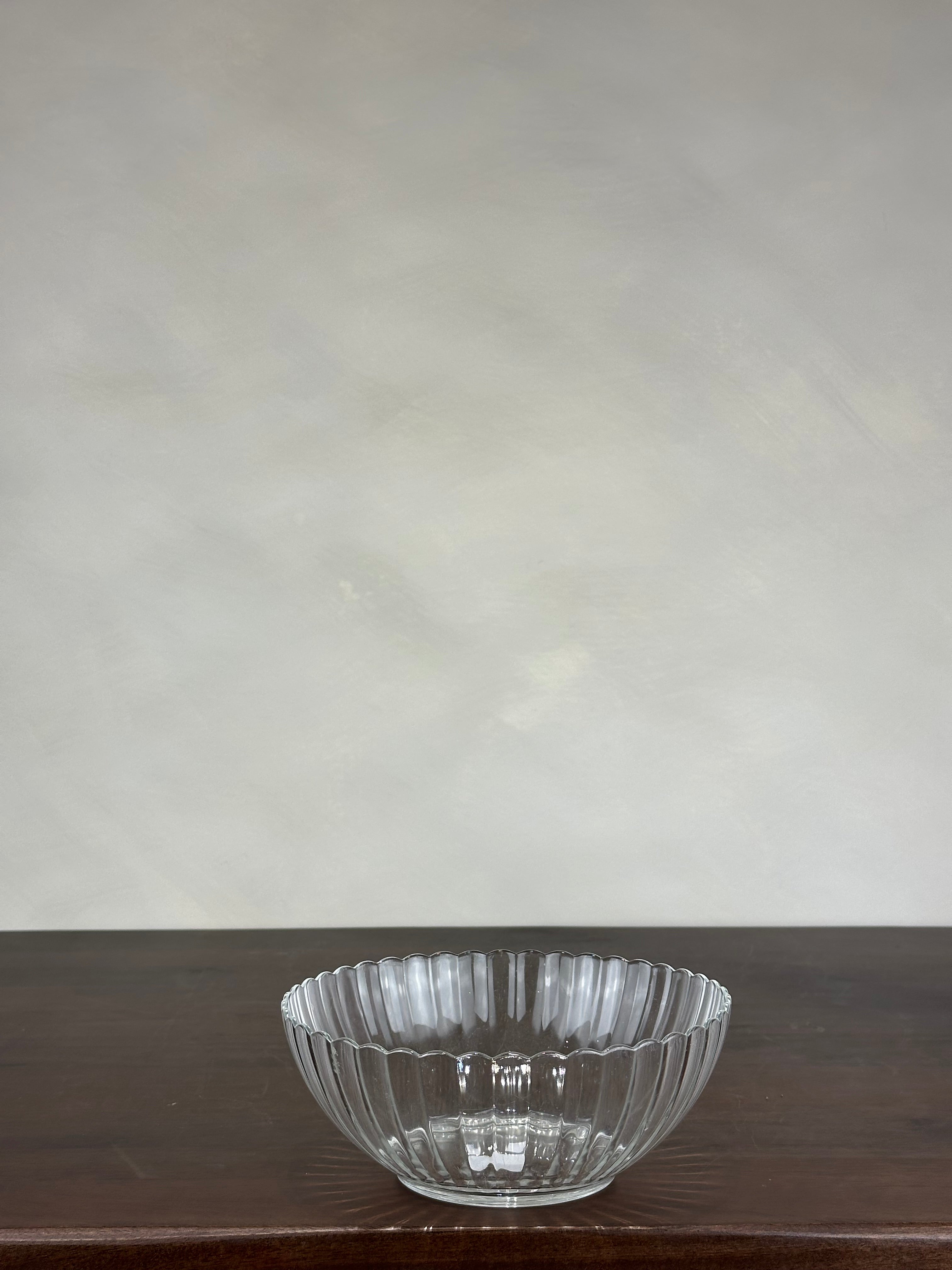 GLASS BOWL
