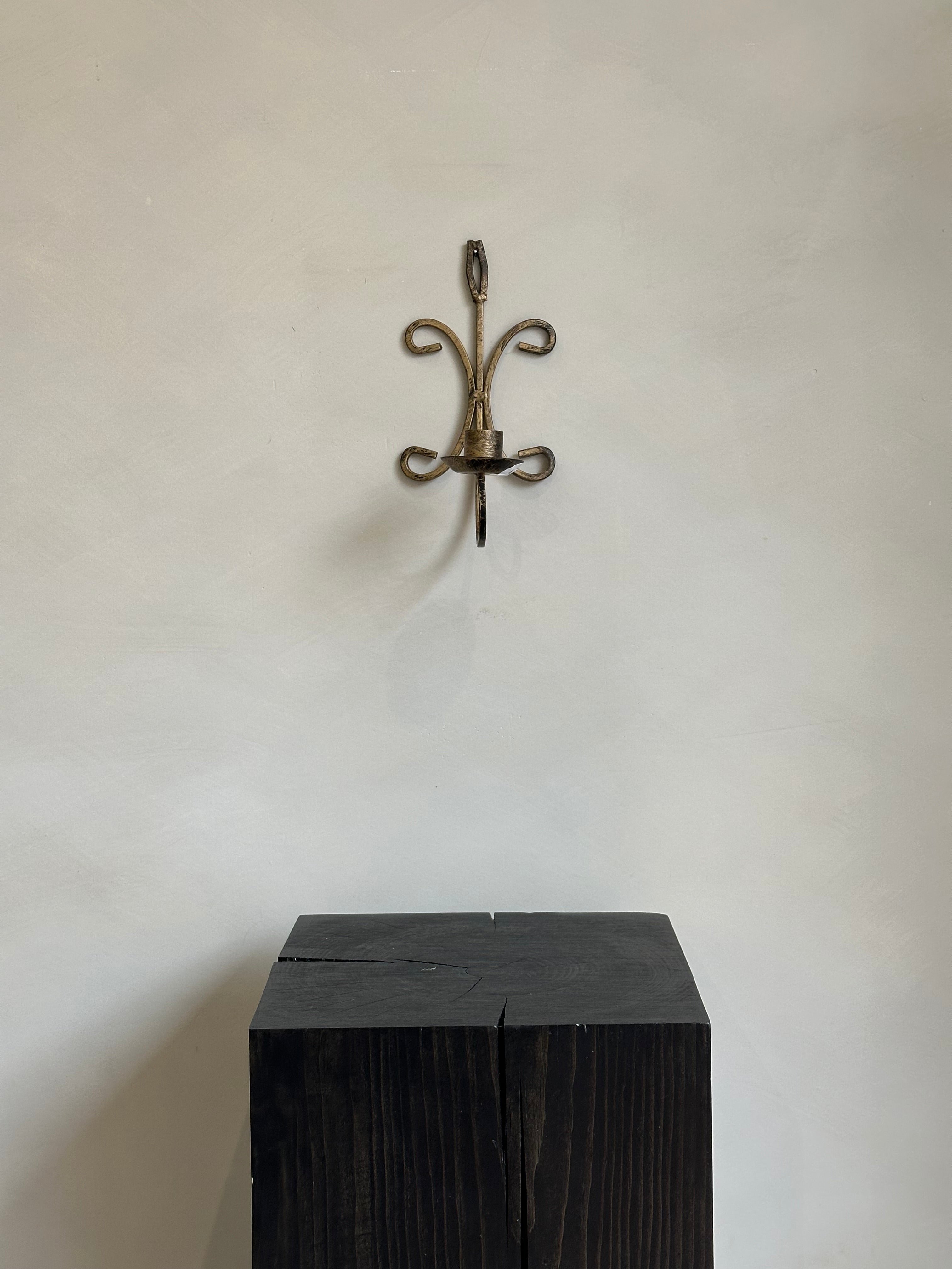 BRONZE WALL SCONCE