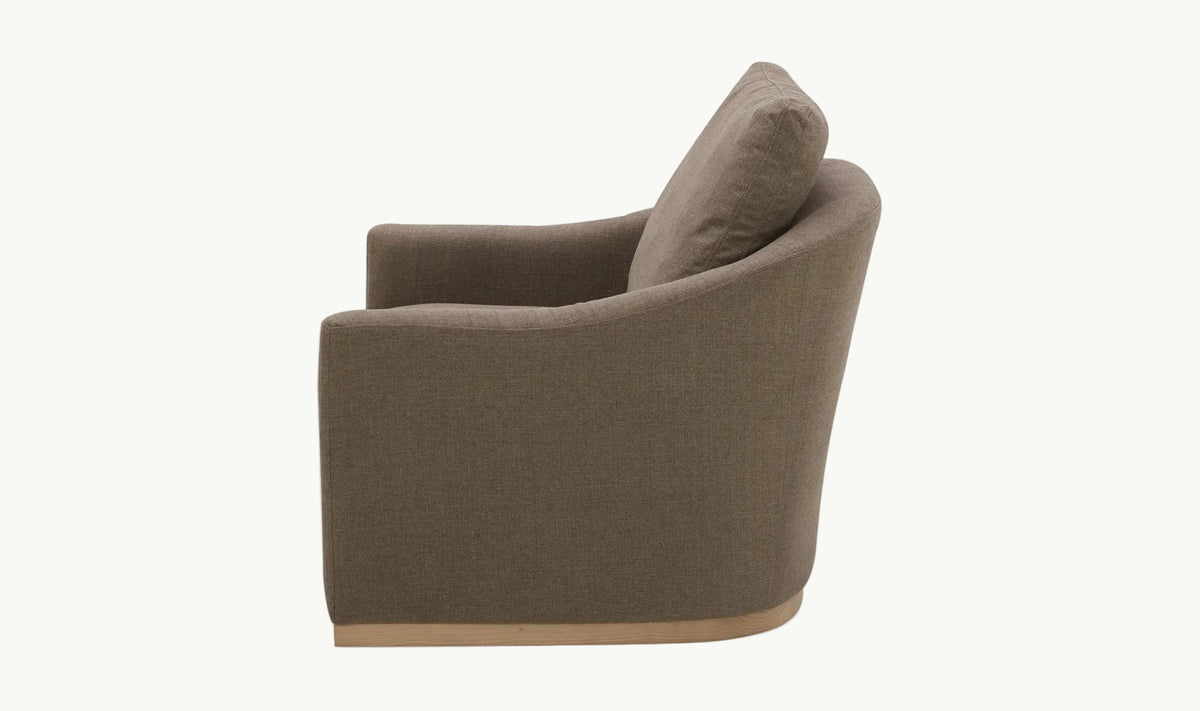 THE RYDER SWIVEL CHAIR