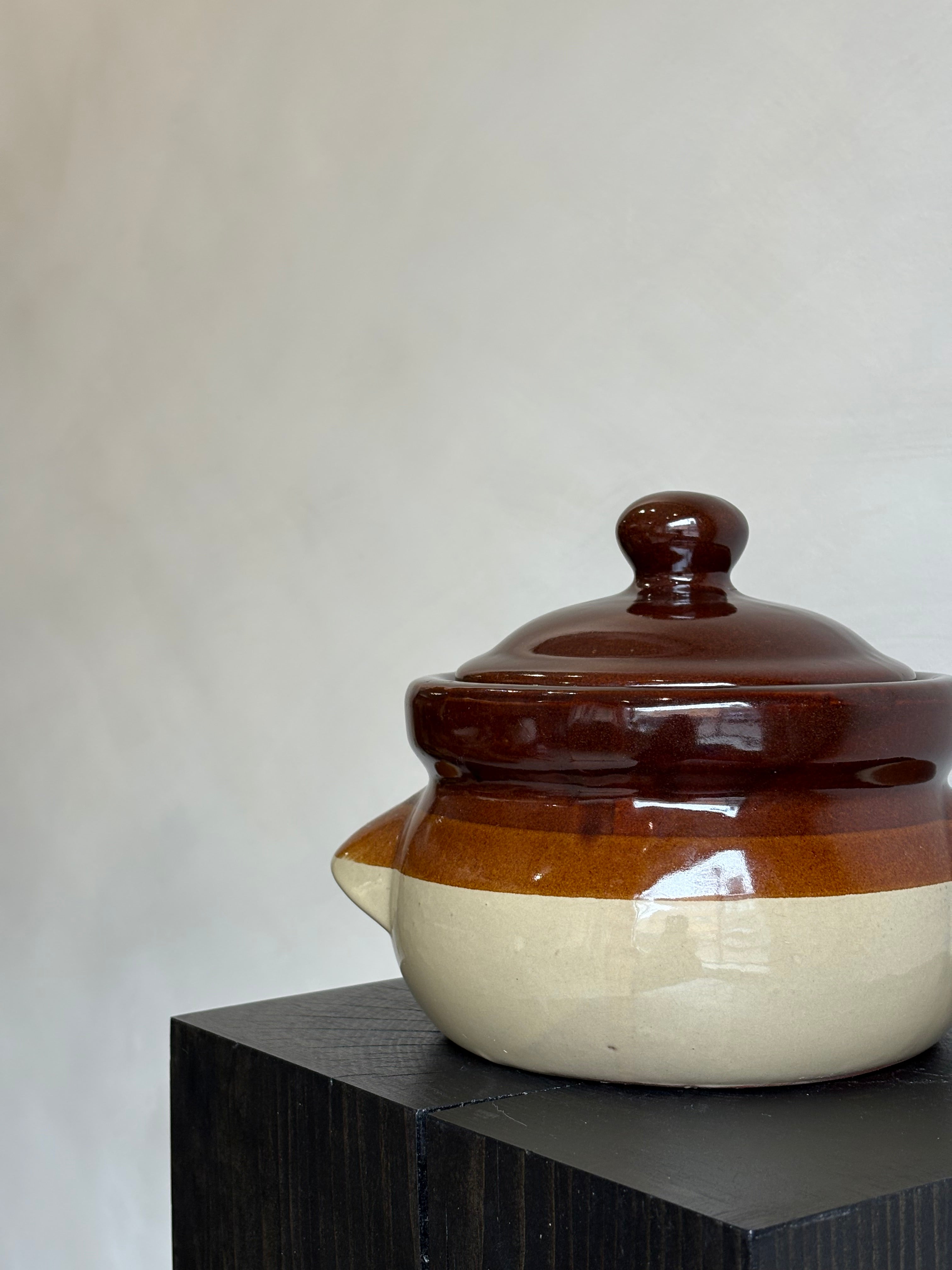 MERLE POTTERY