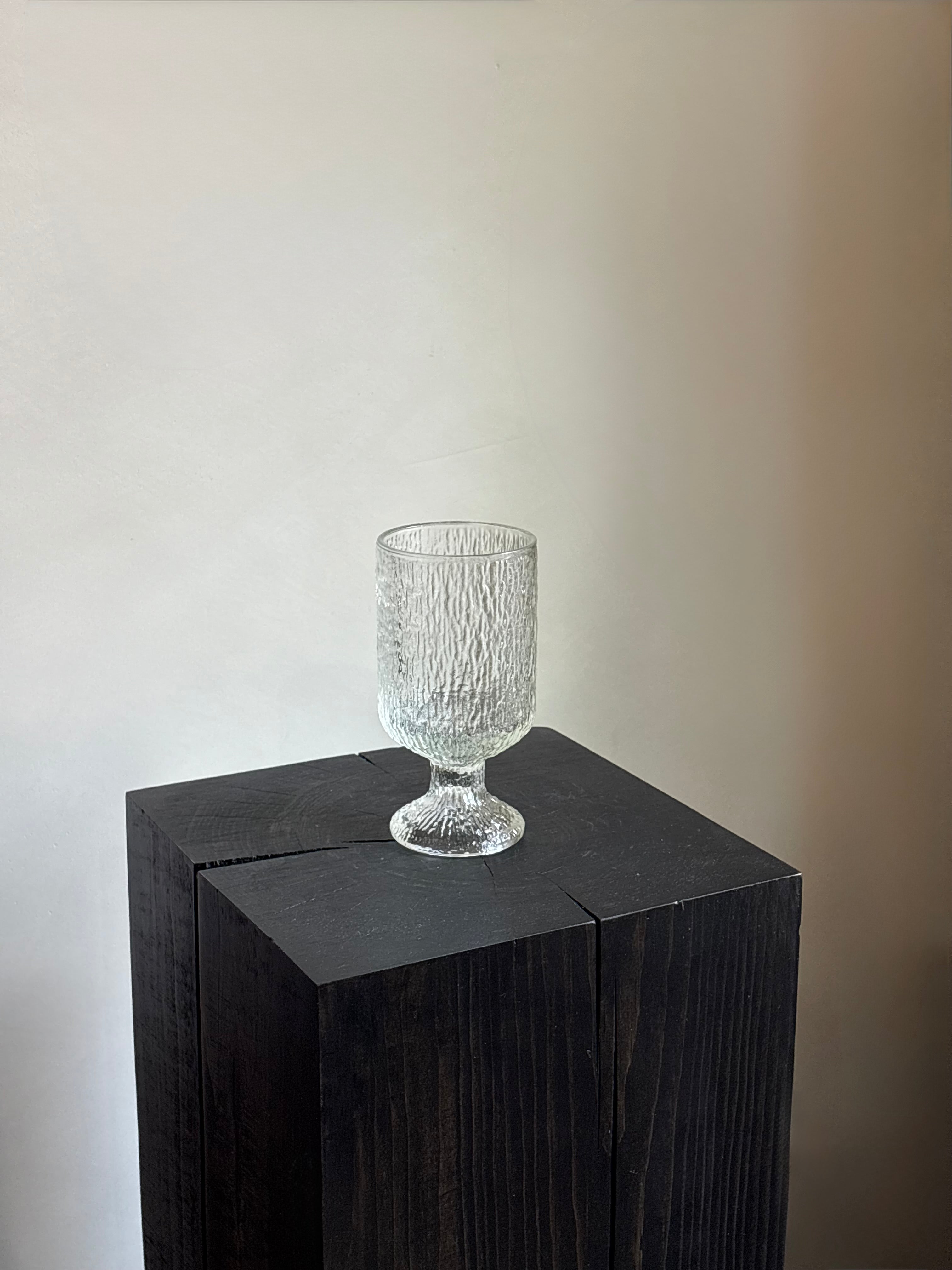 VINTAGE INDIANA "CRYSTAL ICE BARK" GLASS