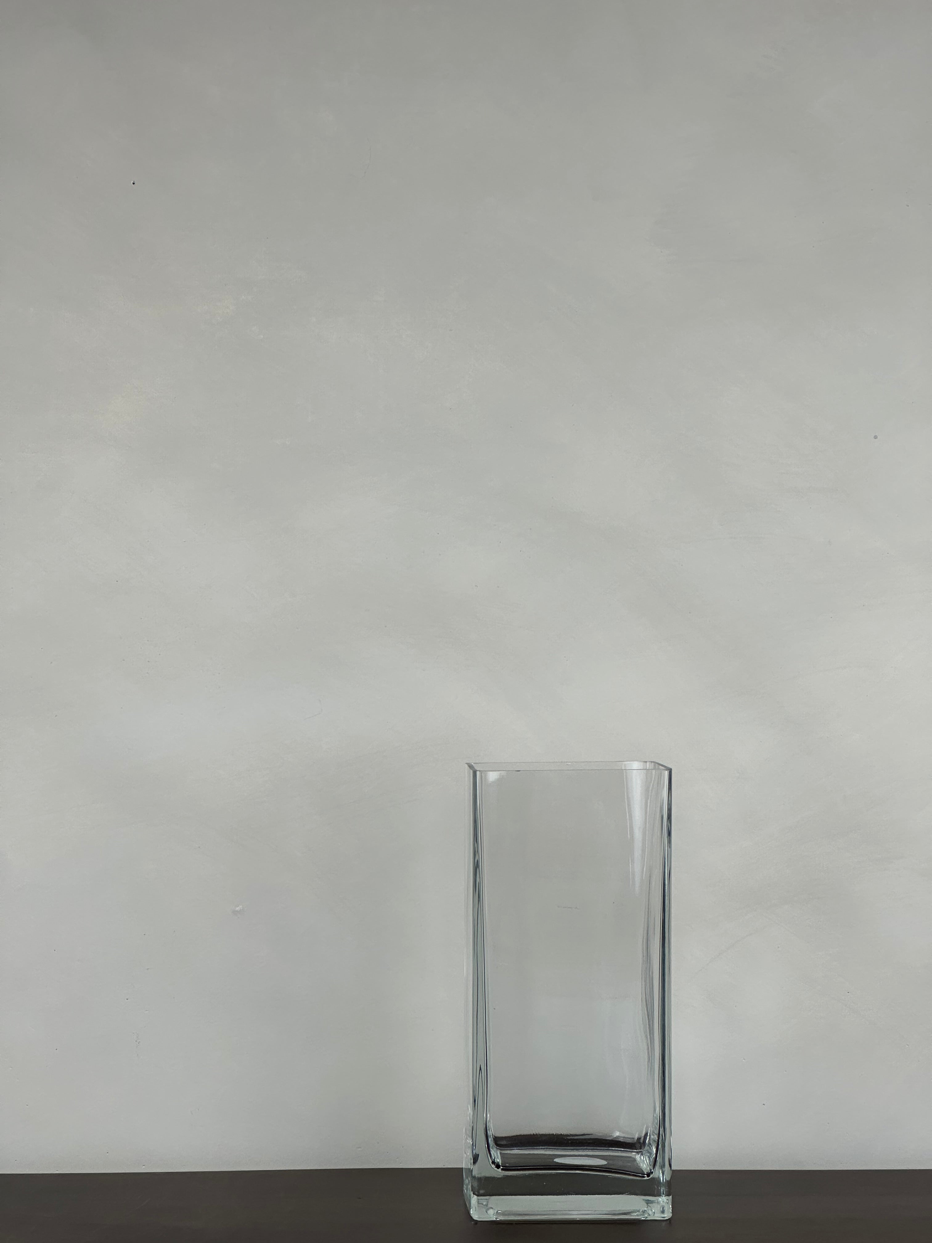 RECTANGLE GLASS VASE