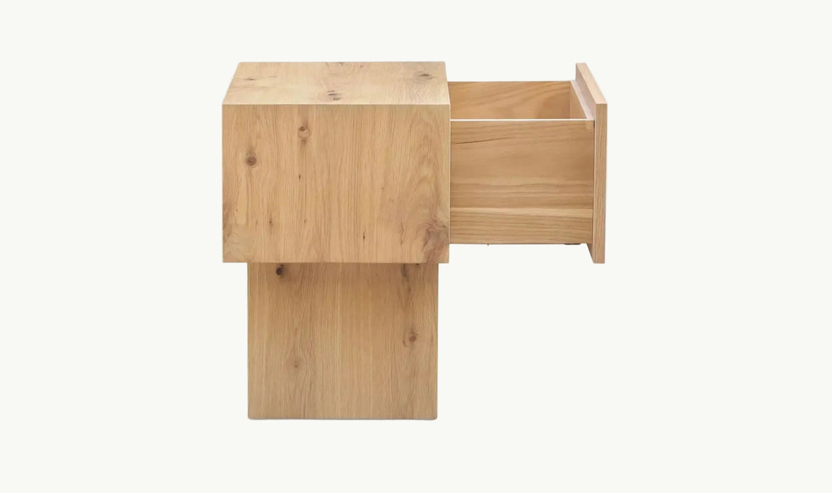 THE BERLIN NIGHTSTAND