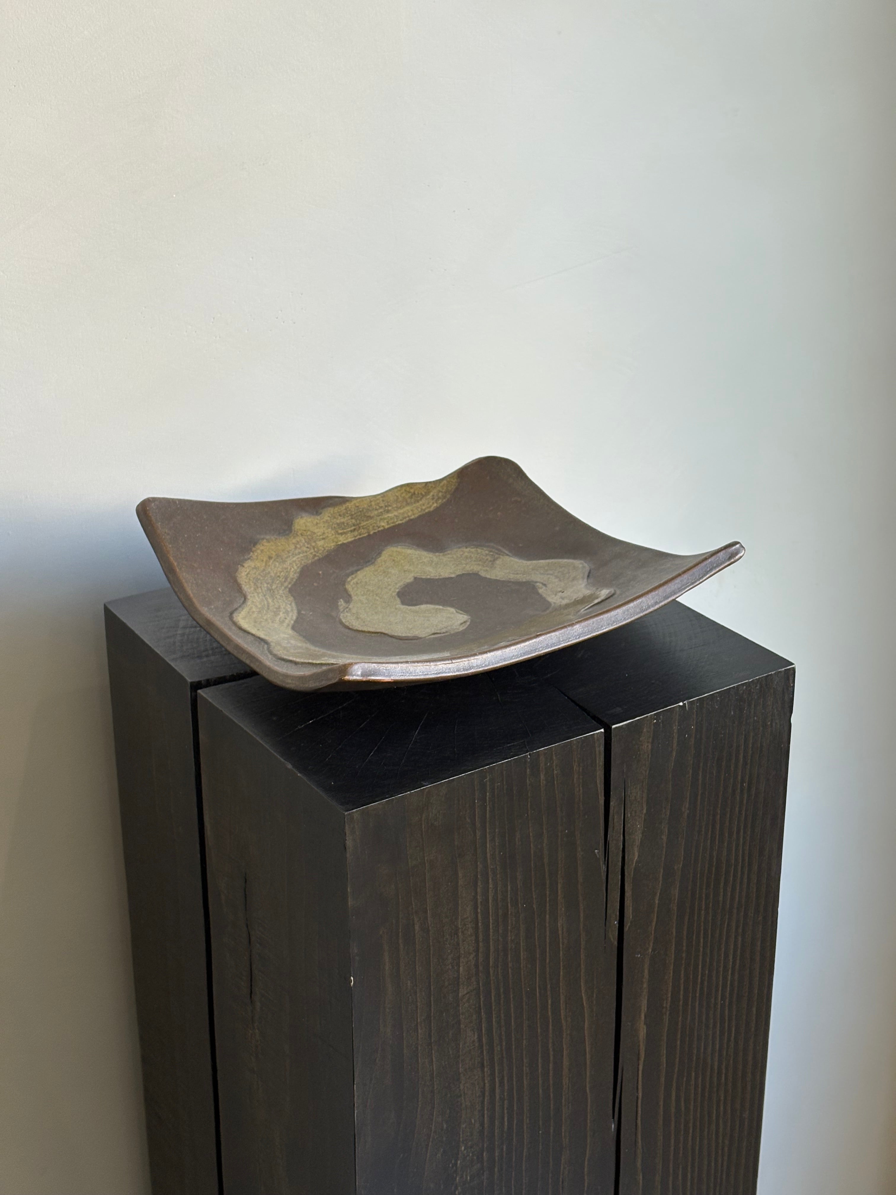HANDCRAFTED TRAY