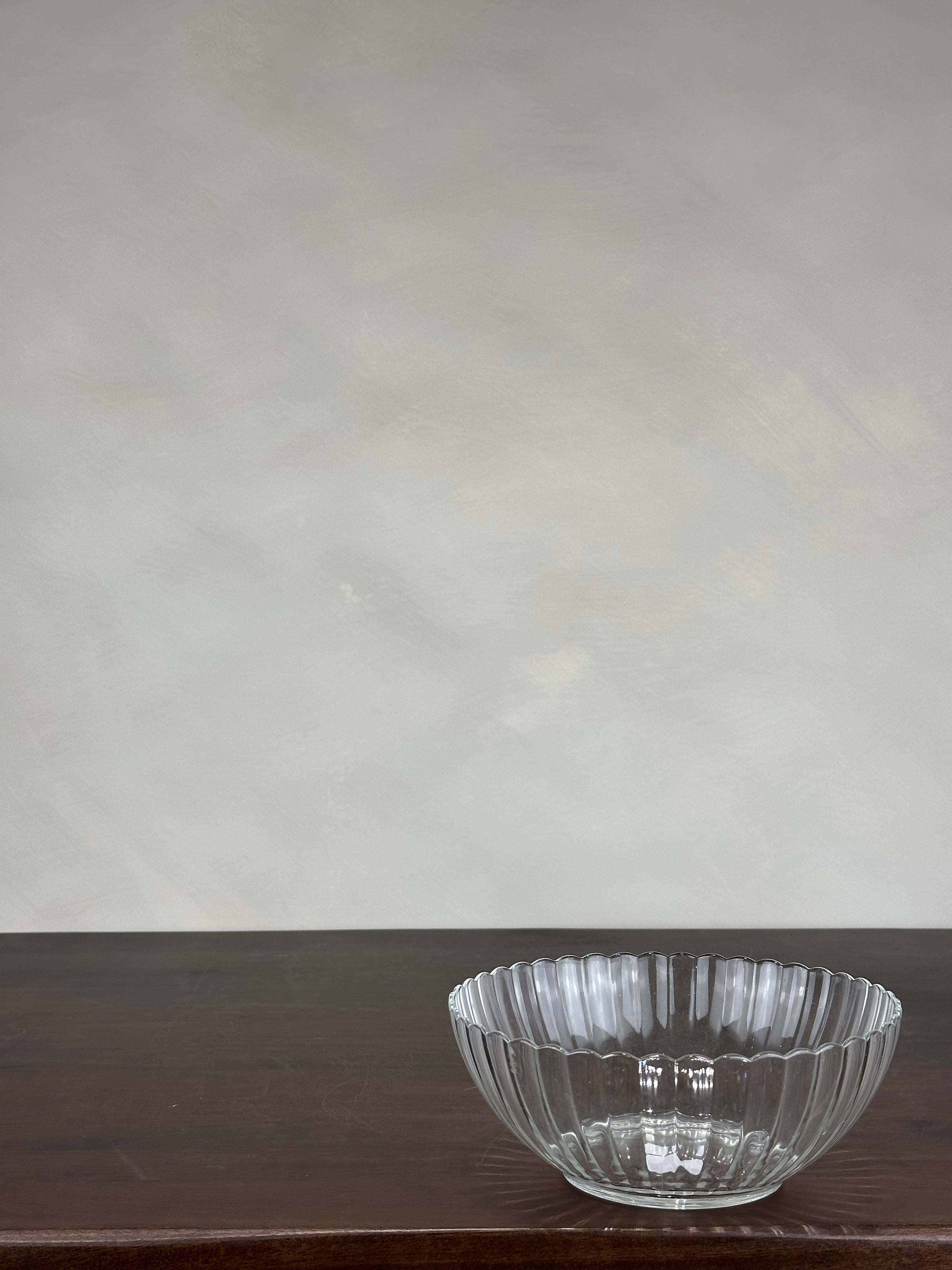 GLASS BOWL