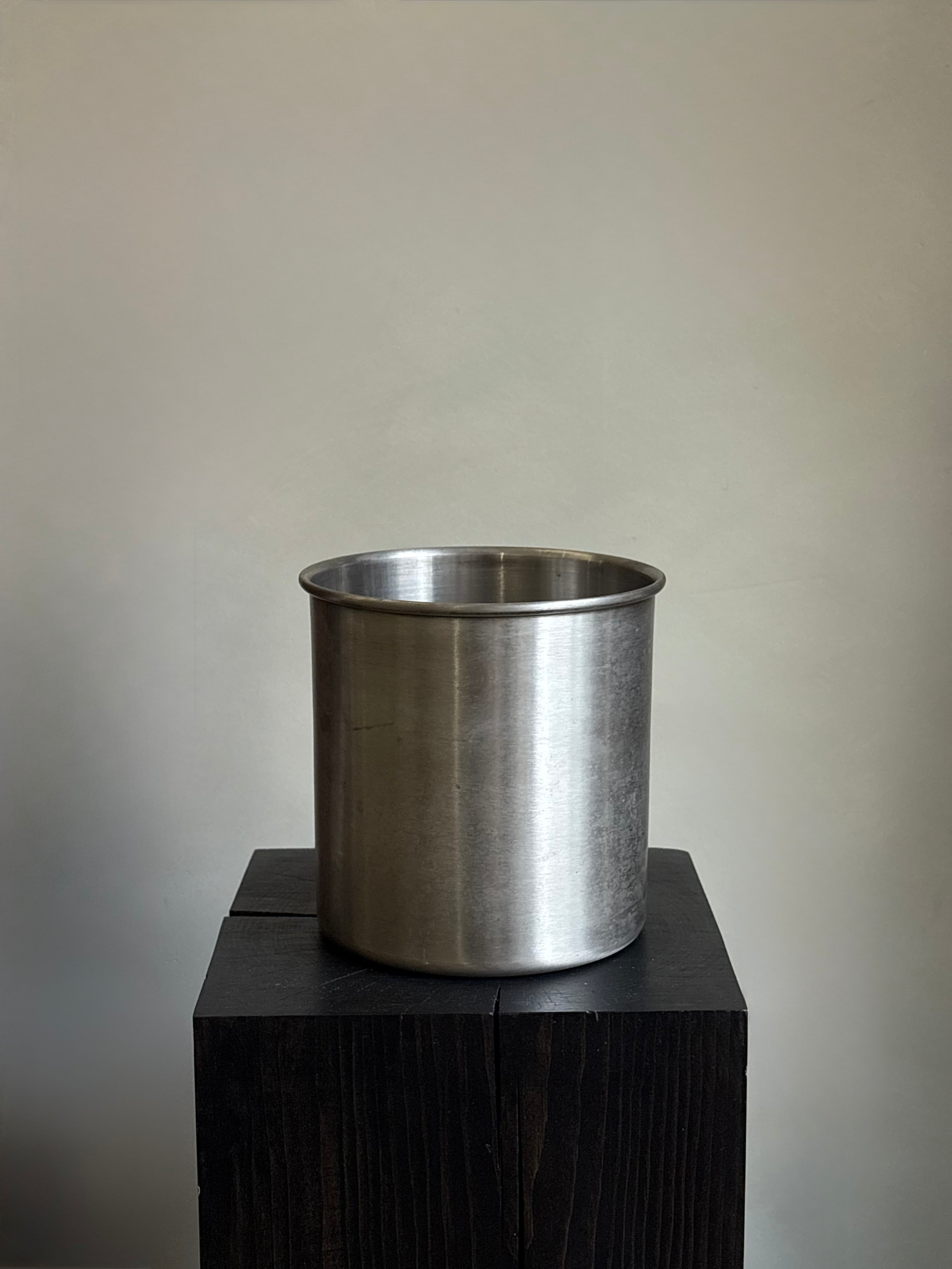 BRUSHED METAL KITCHEN CROCK